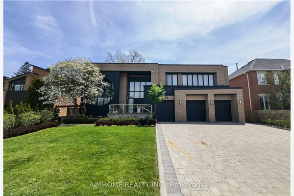 71 Rodeo Dr, Vaughan