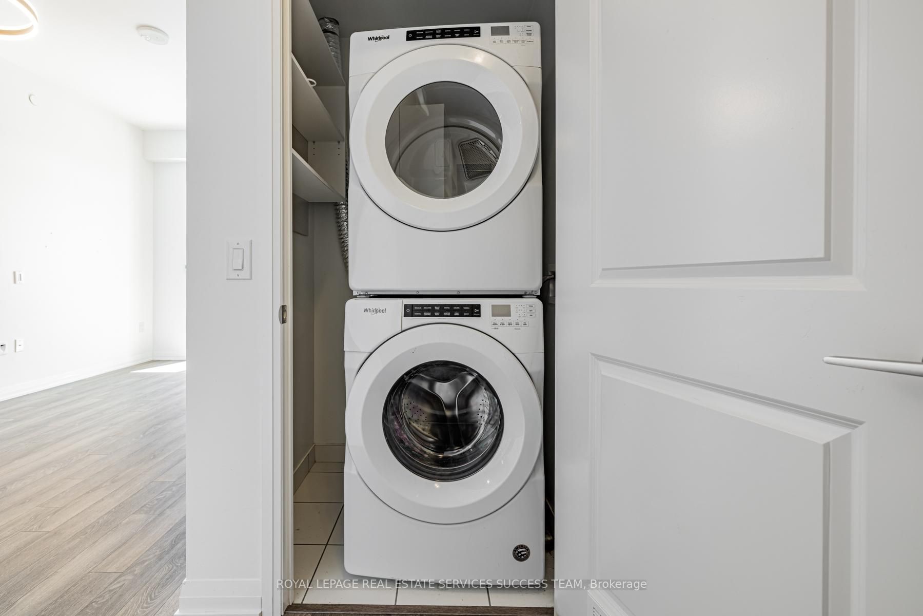 99 Eagle Rock Way, #820