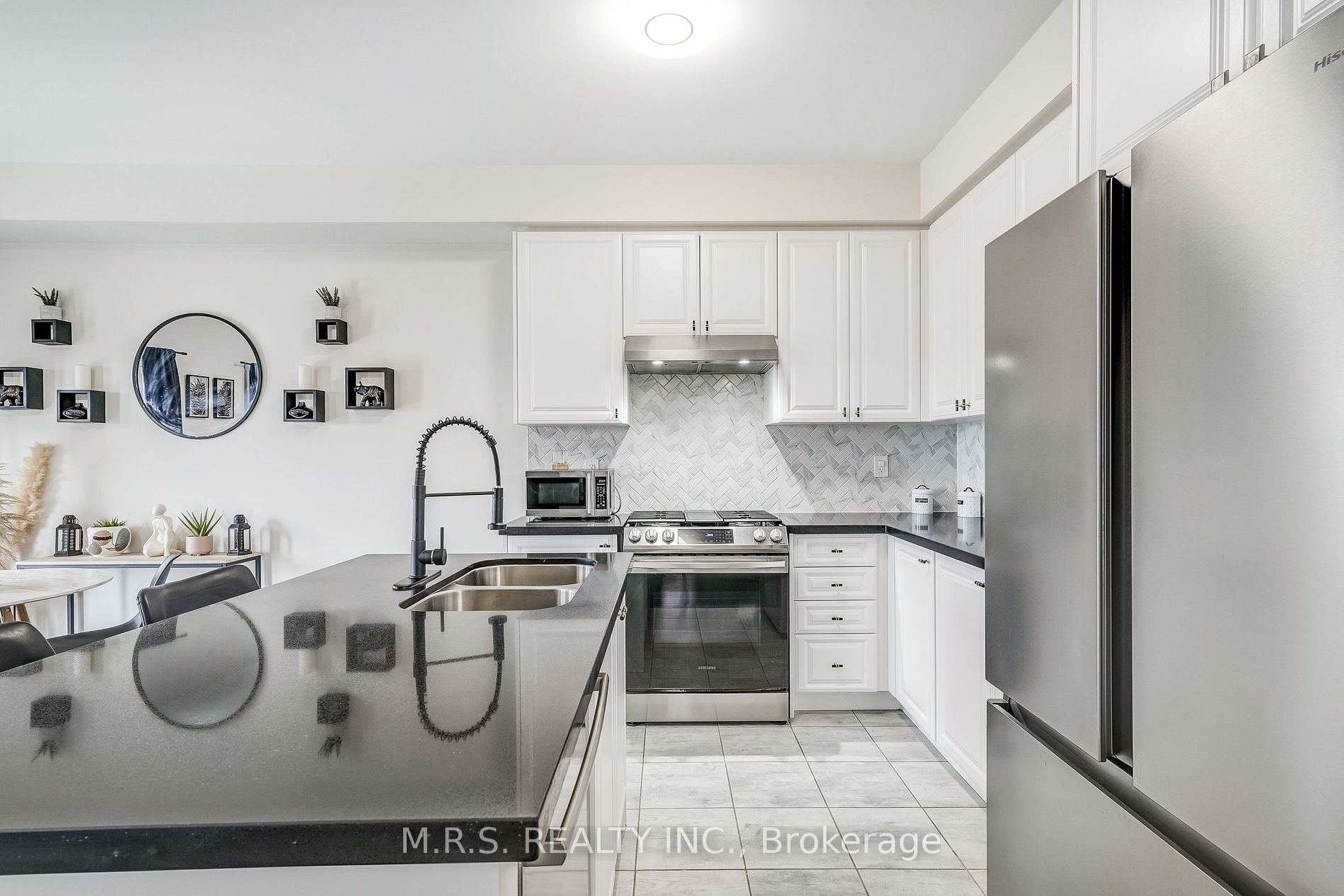 102 Veterans St