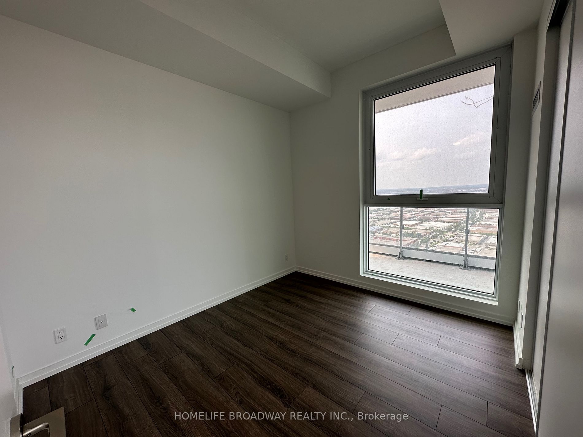 7890 Jane Street, #4809