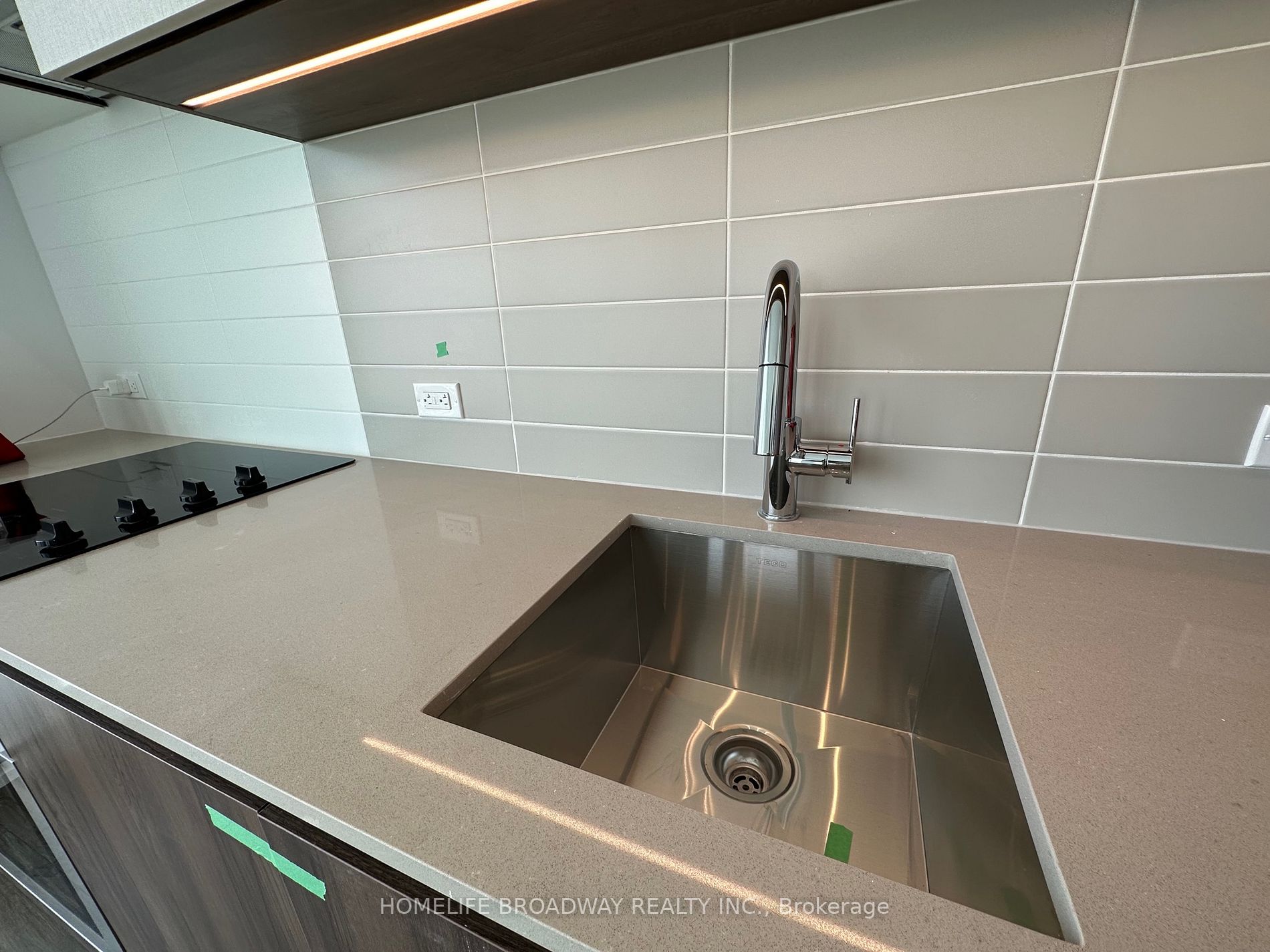 7890 Jane Street, #4809