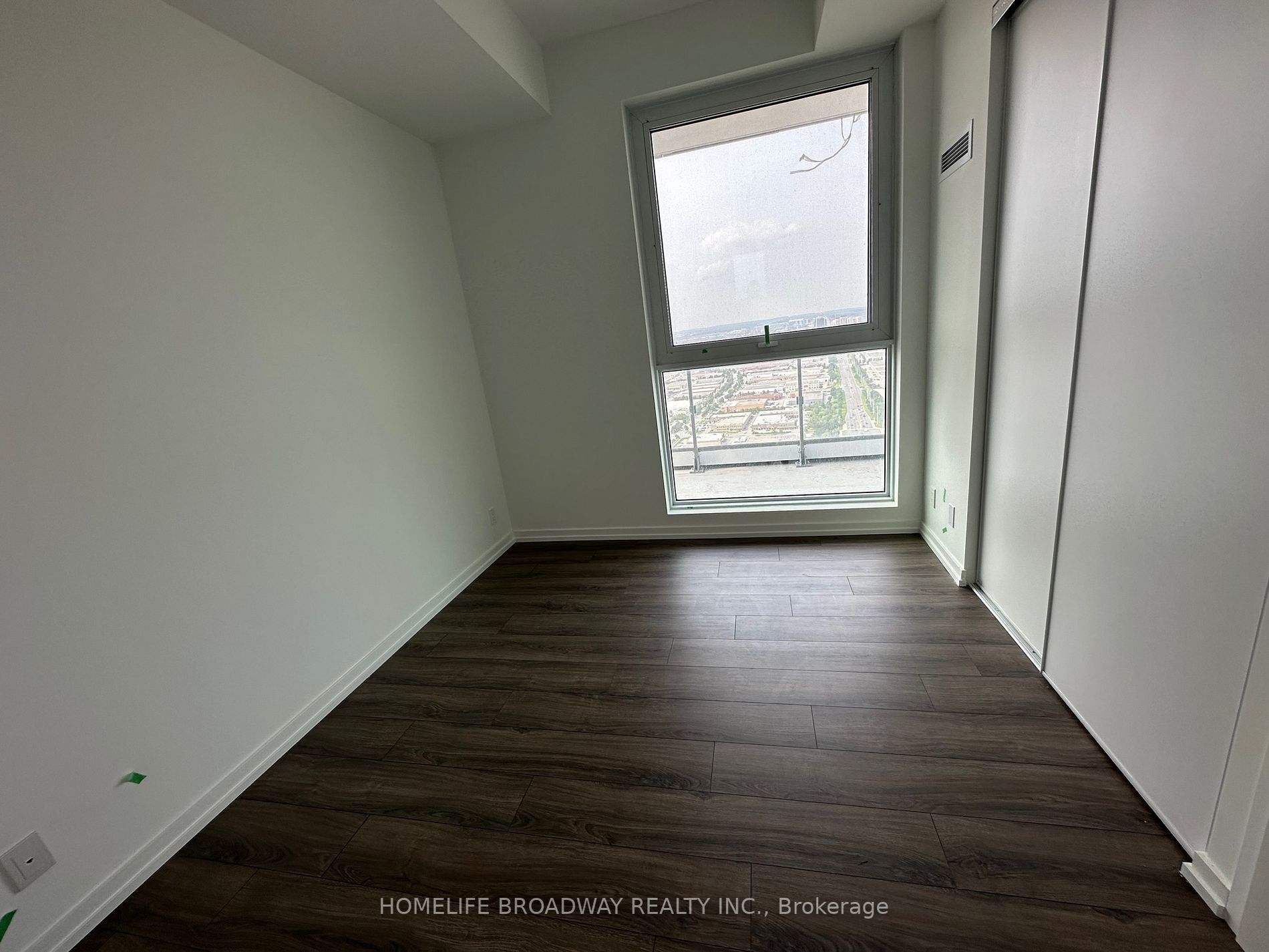 7890 Jane Street, #4809