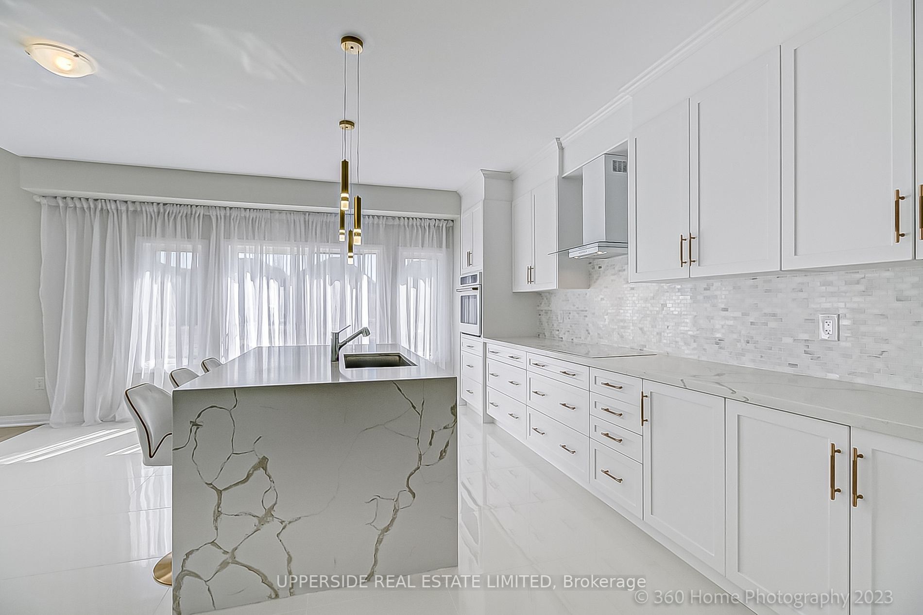 1702 Corsal Crt
