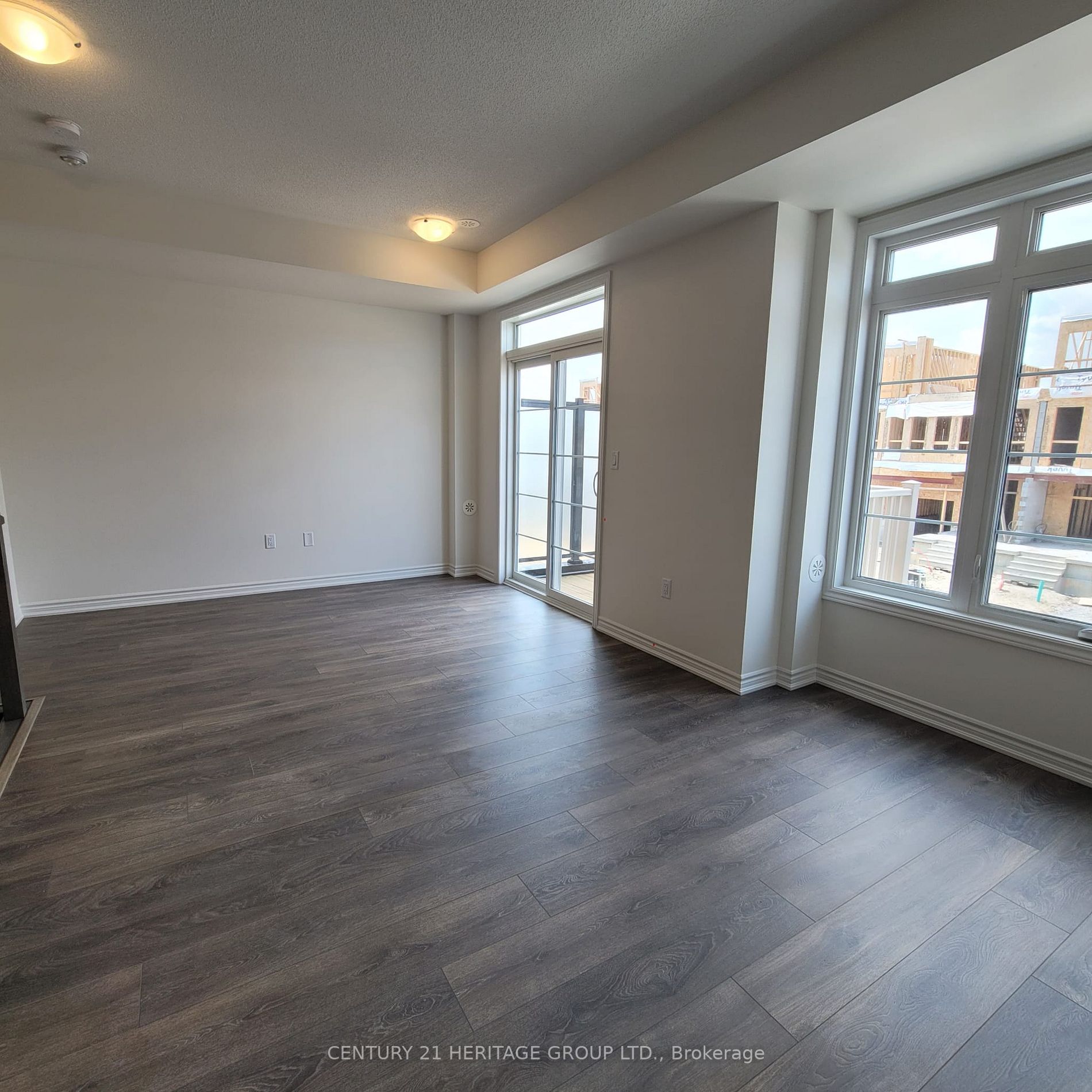 13 Mel Irving Dr
