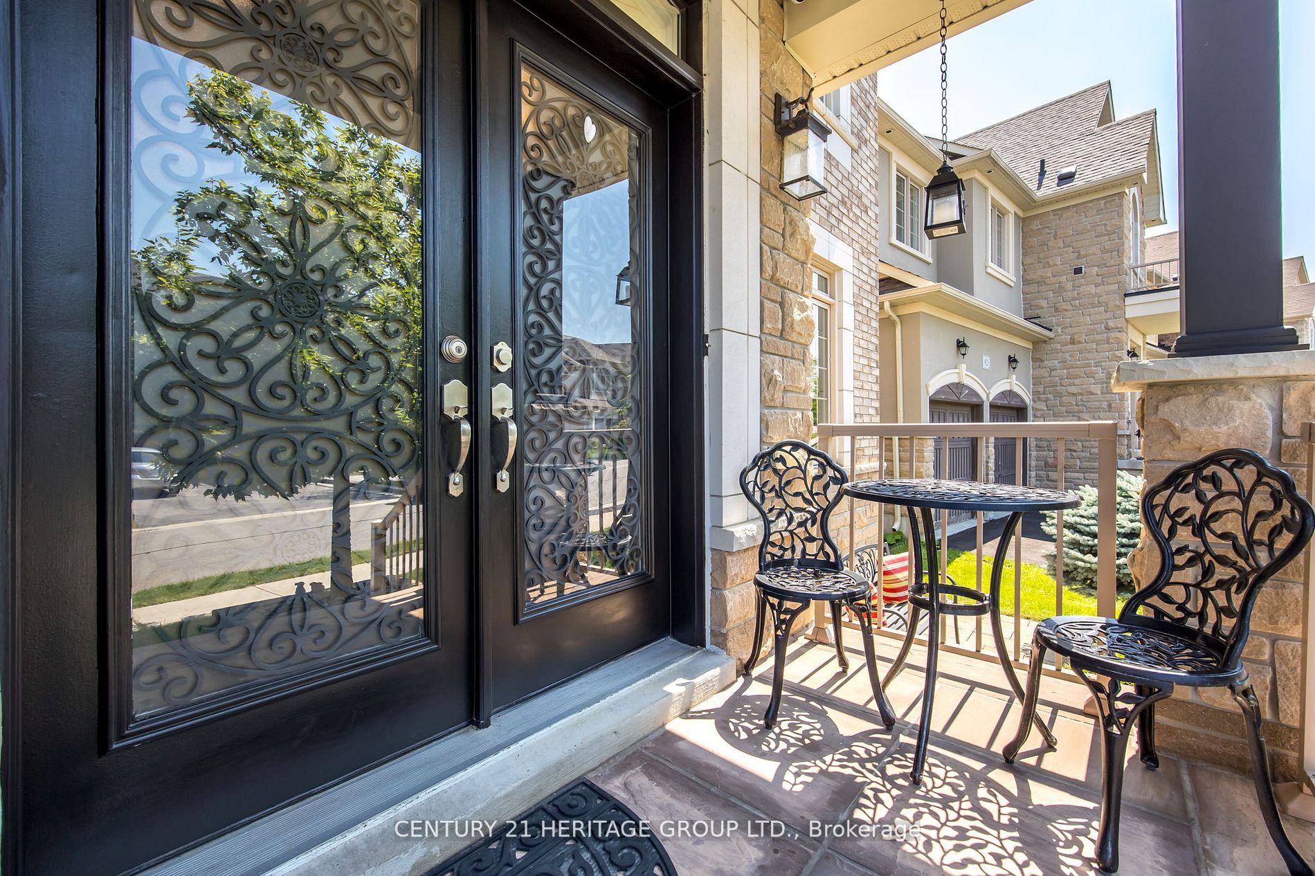 923 Goring Circle