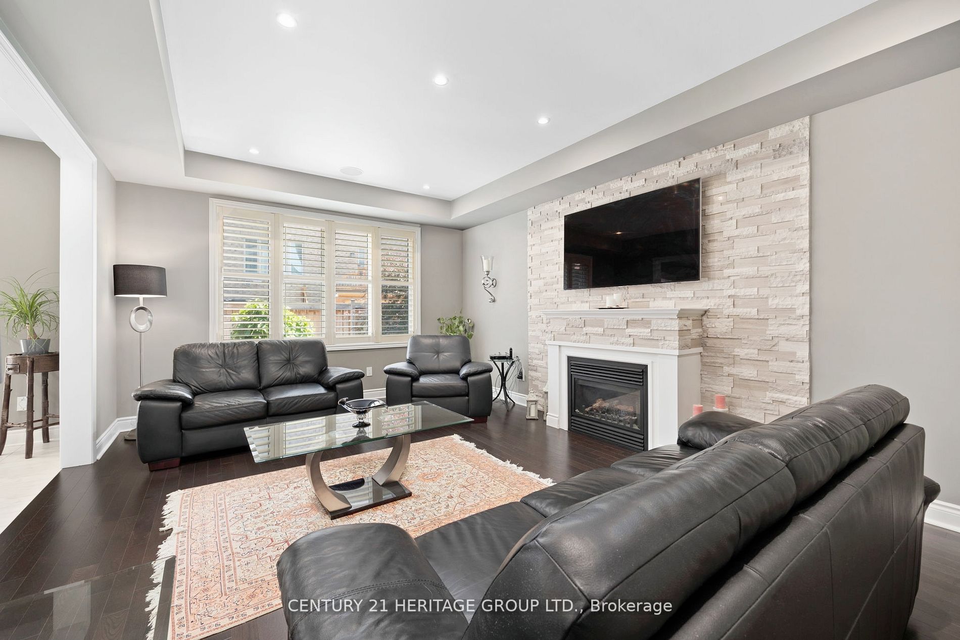 923 Goring Circle