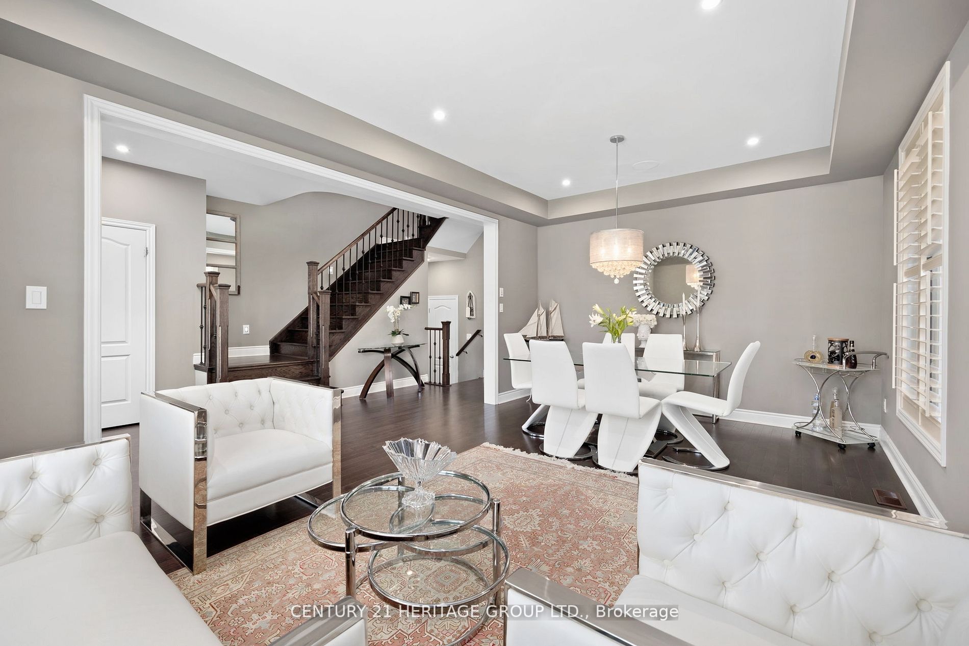 923 Goring Circle