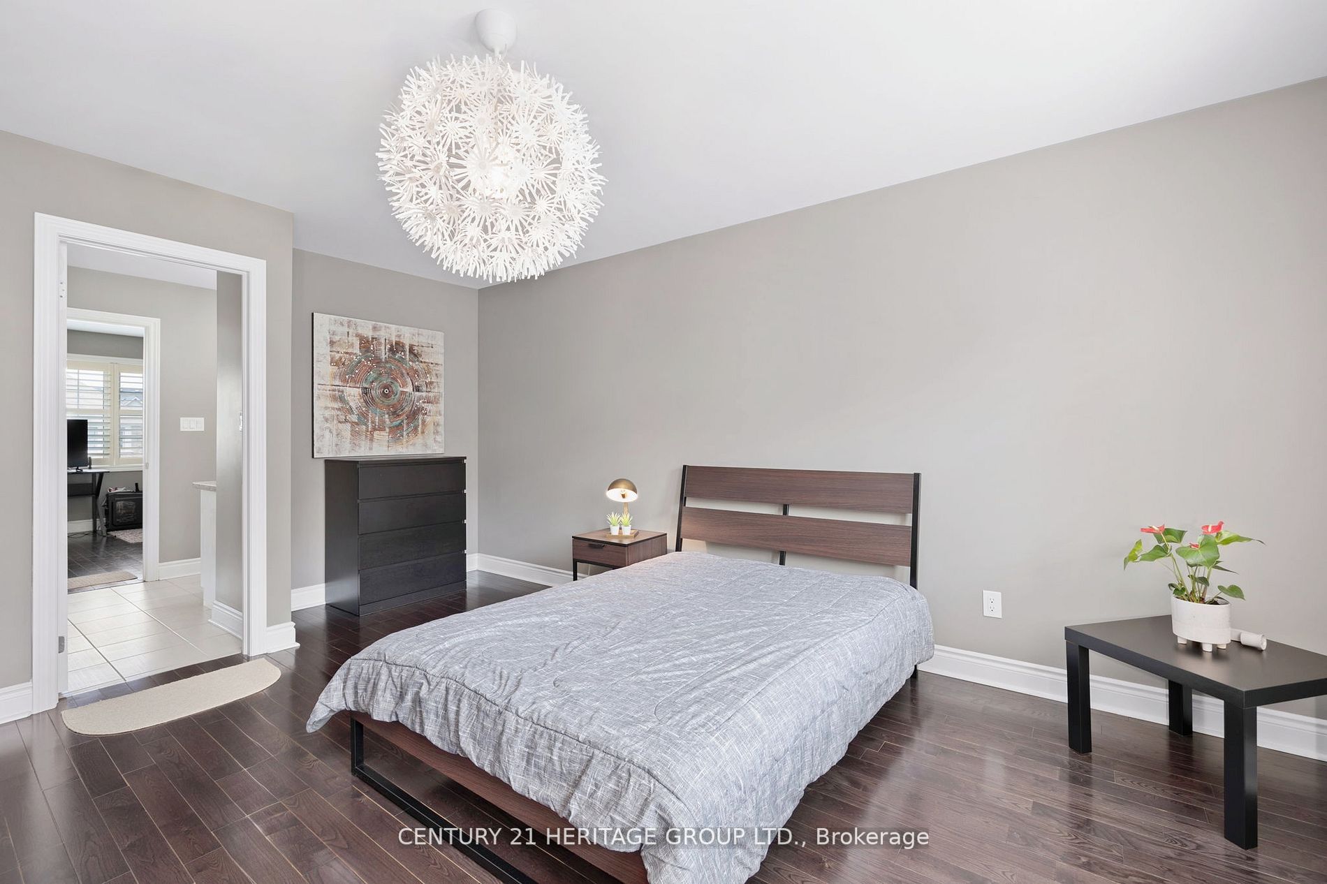 923 Goring Circle