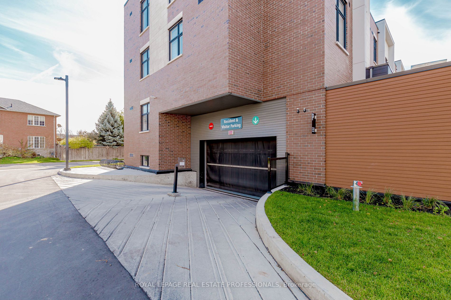 9560 Islington Avenue, #L116