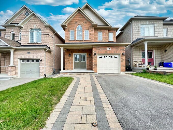 110 Herefordshire Cres