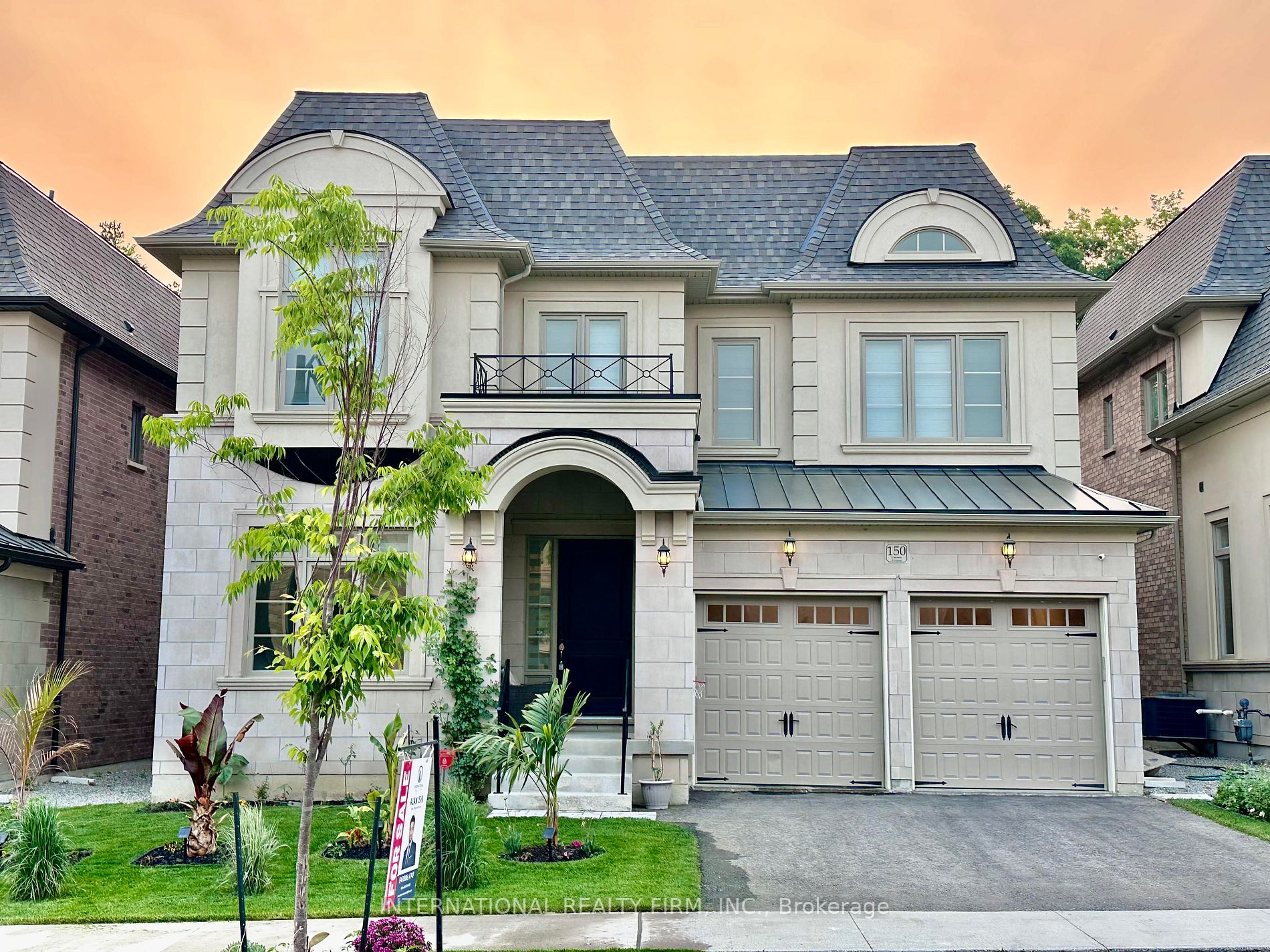 150 Cannes Ave