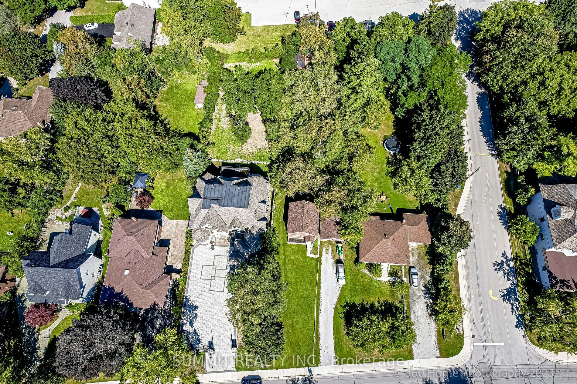 110 Garden Ave