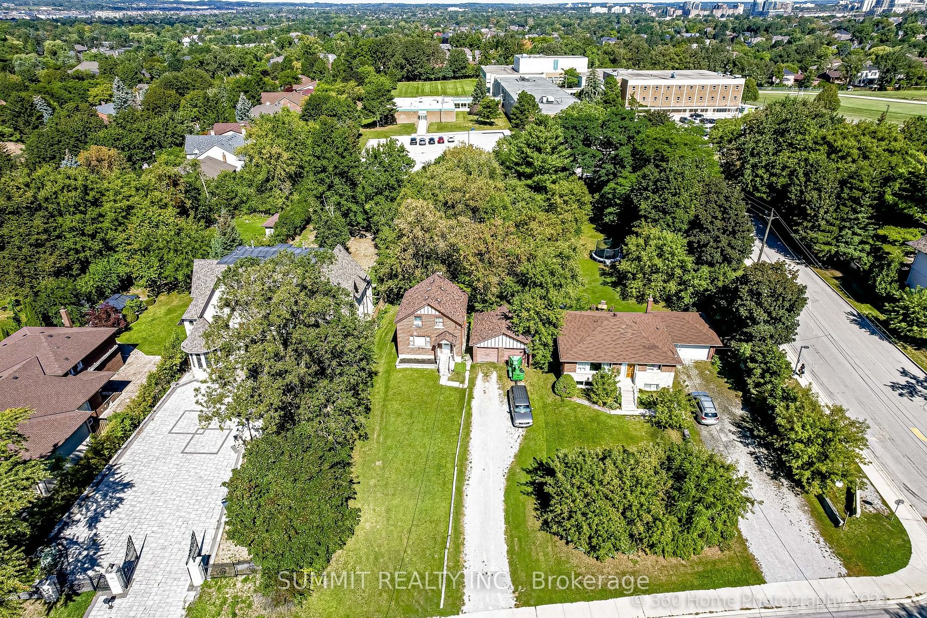 110 Garden Ave