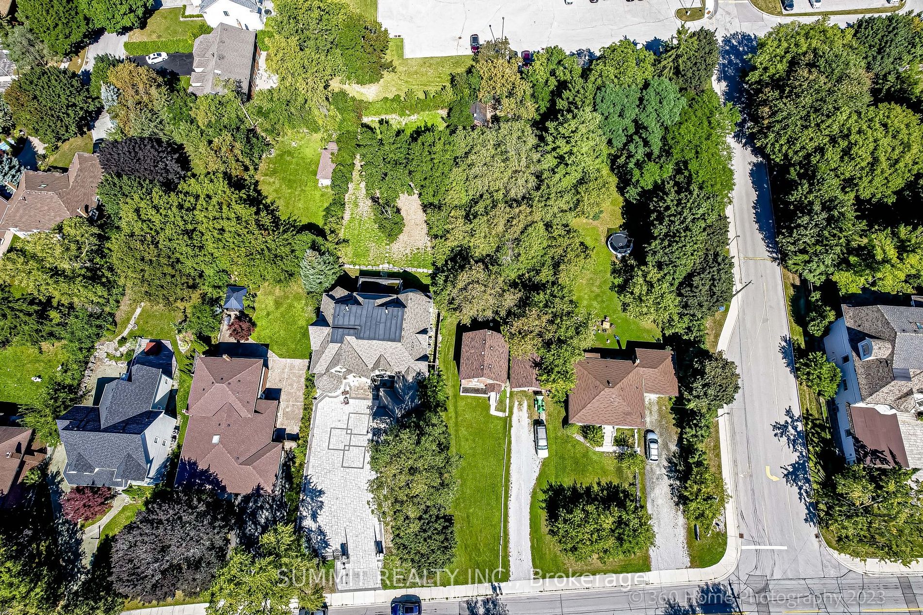 110 Garden Ave