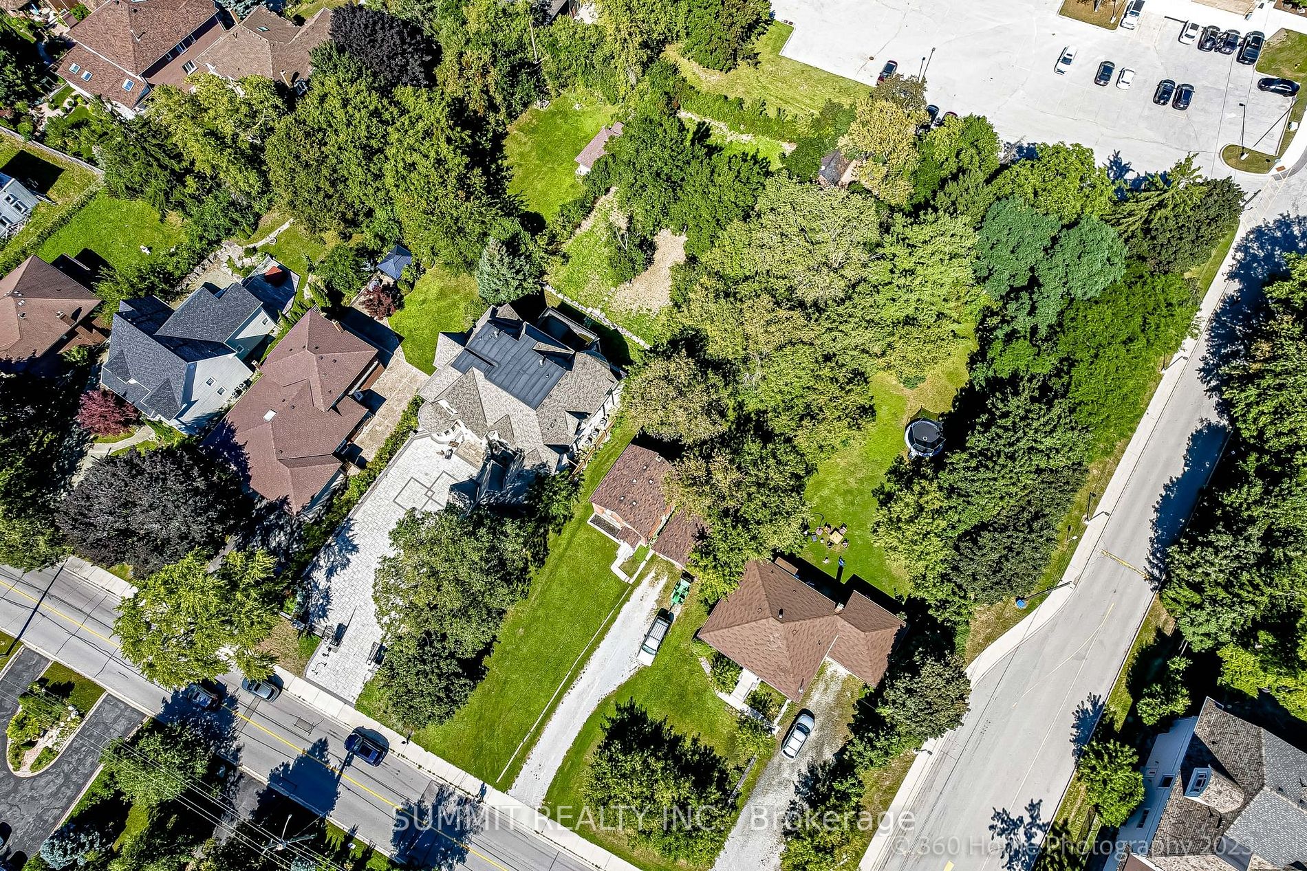 110 Garden Ave
