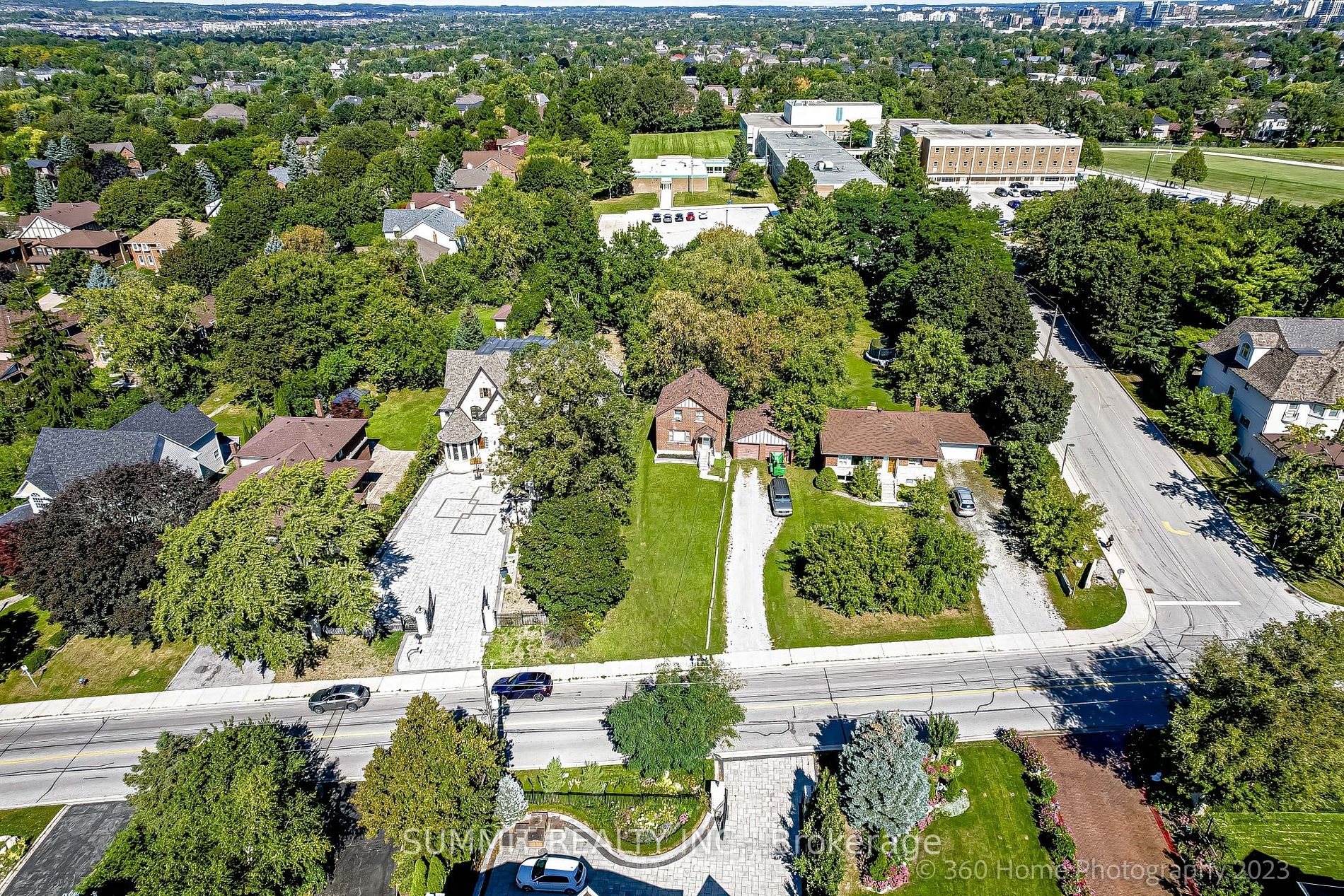110 Garden Ave