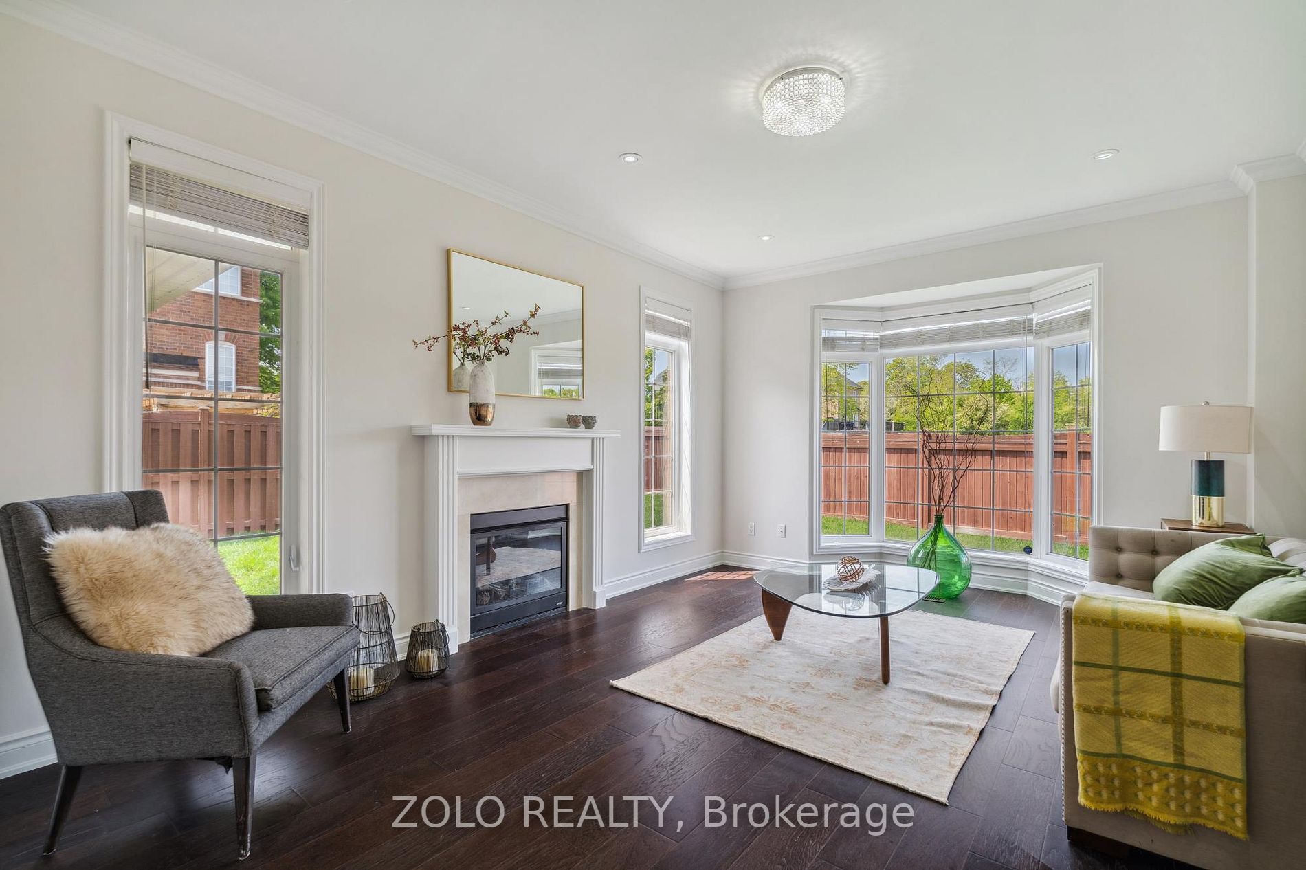 2 Rothbury Rd W