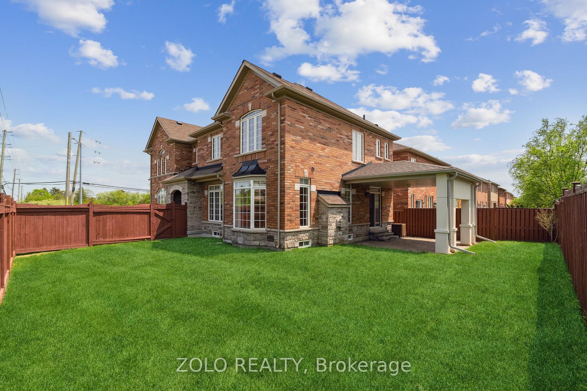 2 Rothbury Rd W
