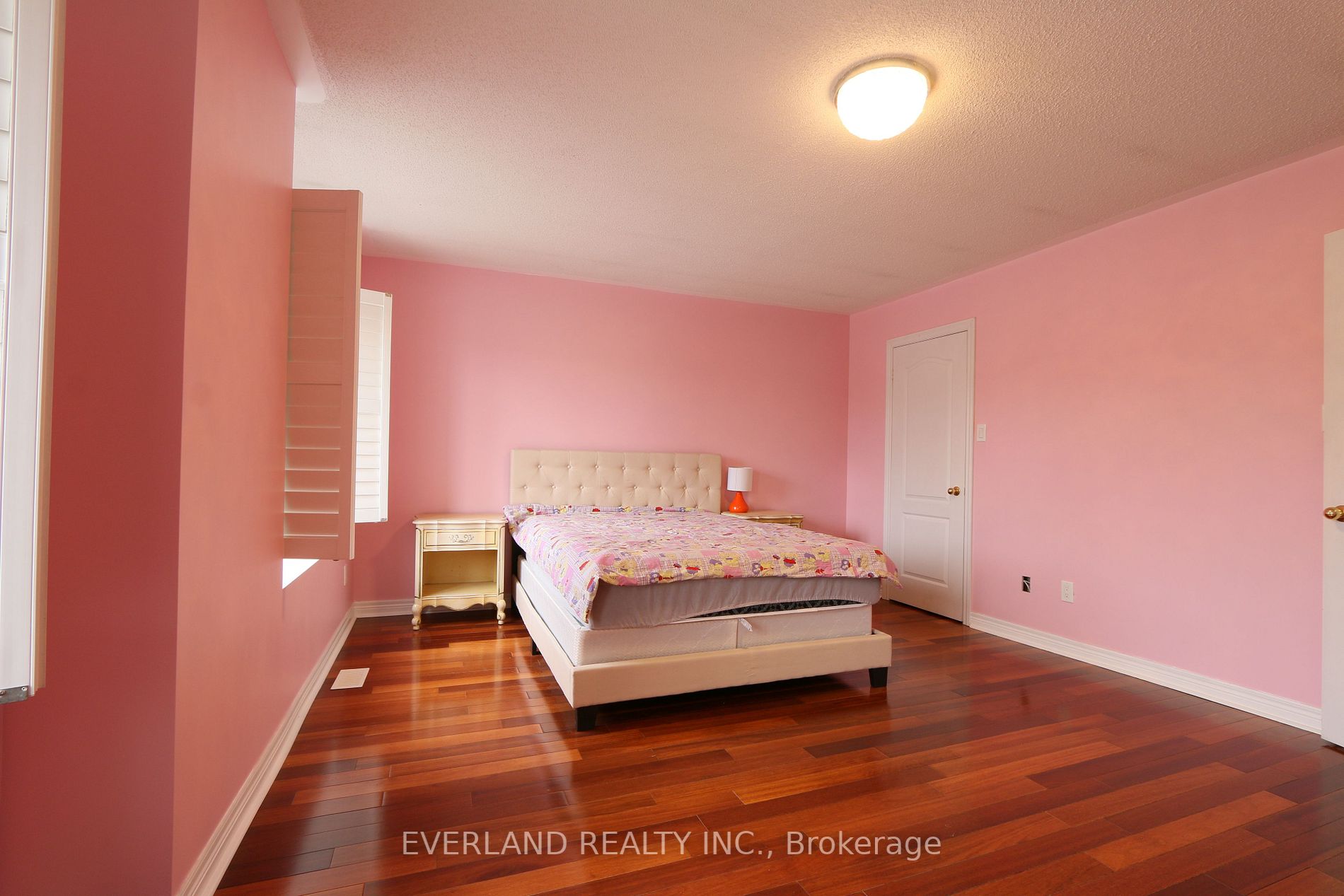 408 Hoover Park Dr