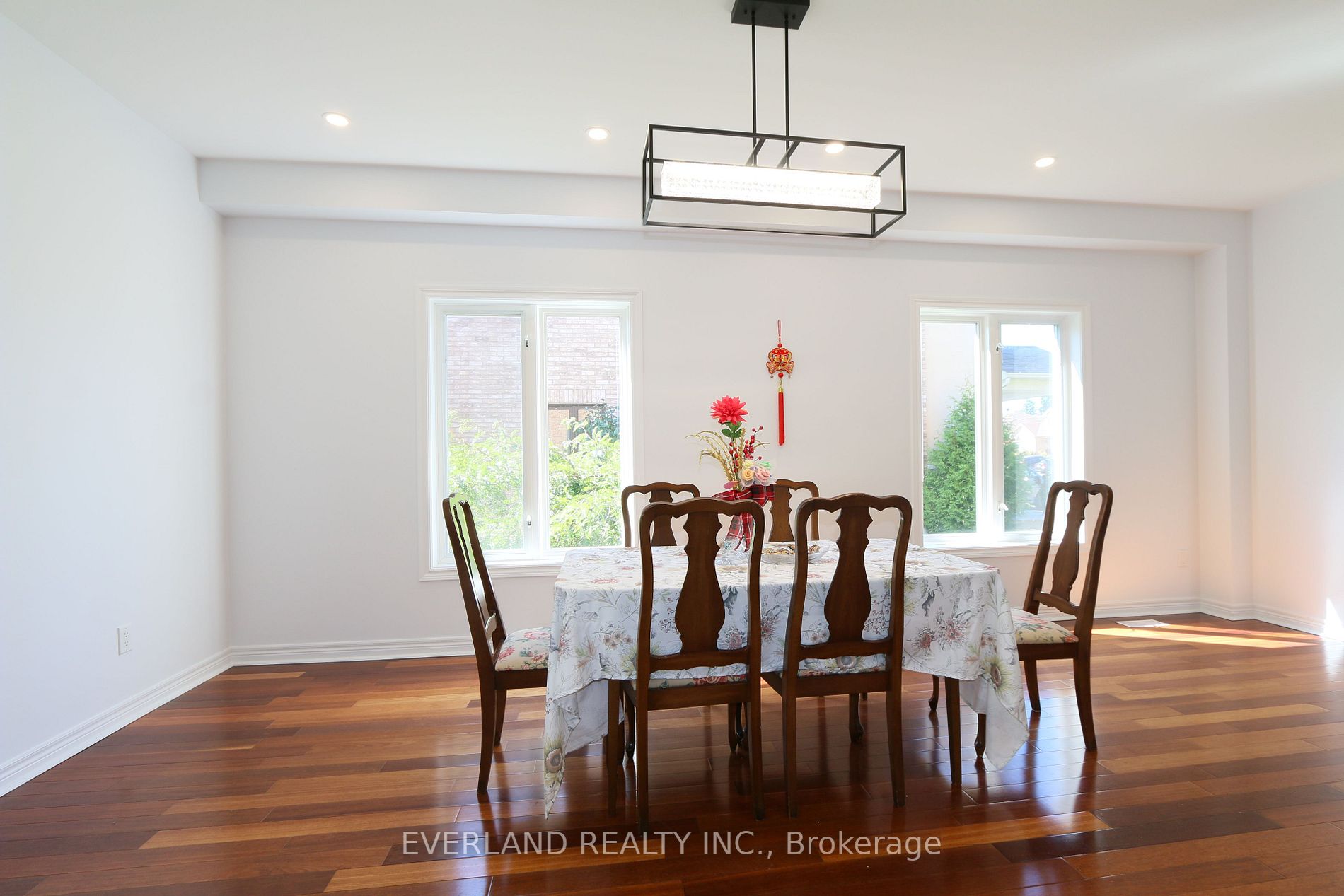 408 Hoover Park Dr