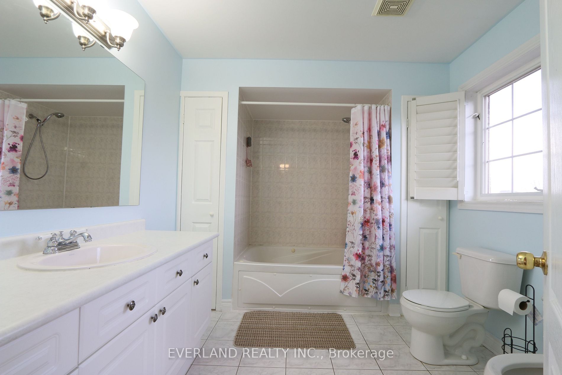 408 Hoover Park Dr