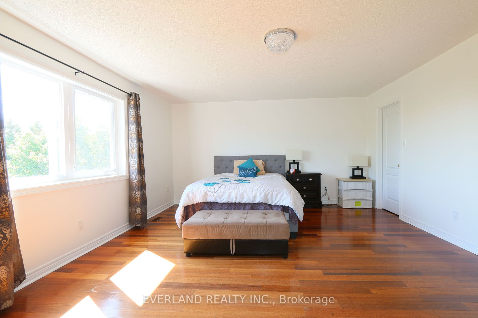 408 Hoover Park Dr