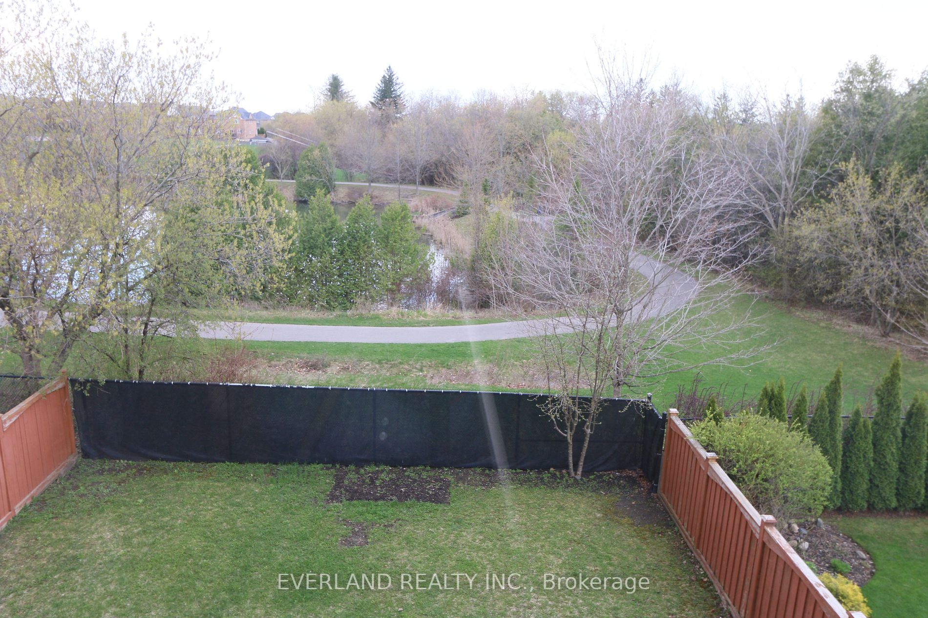408 Hoover Park Dr