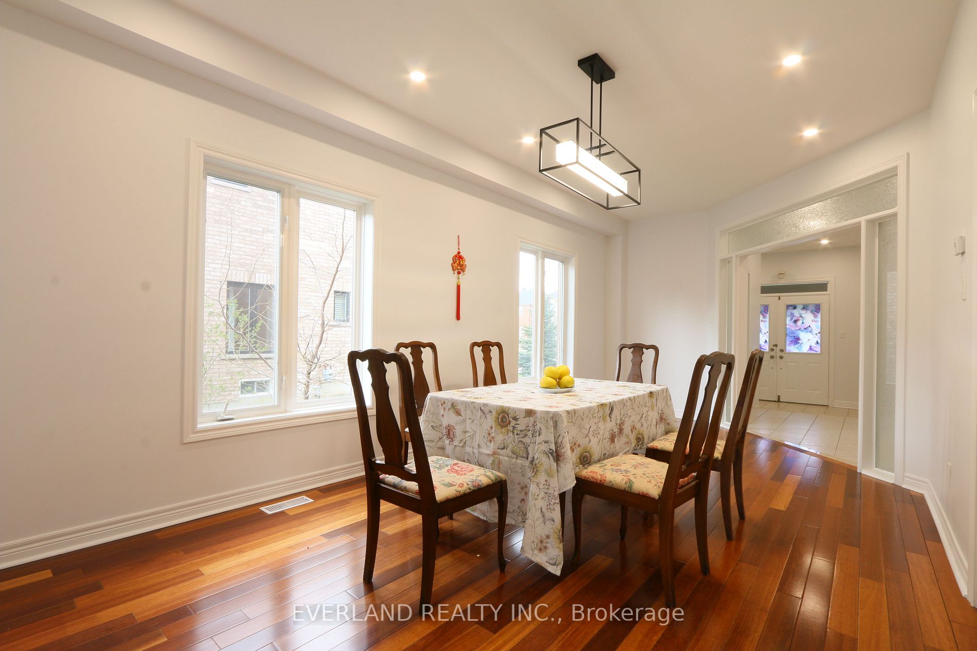 408 Hoover Park Dr