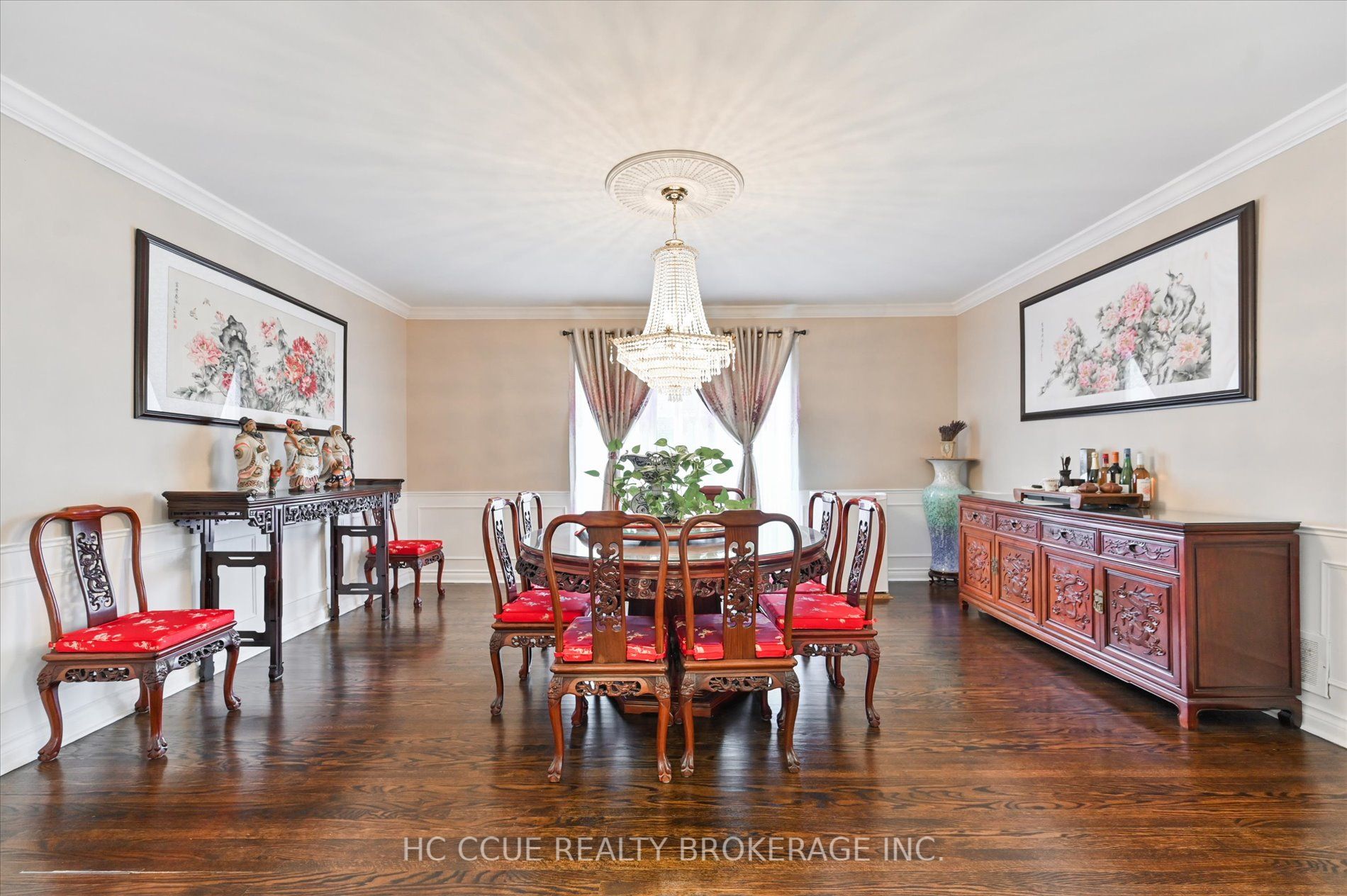 75 Ava Cres