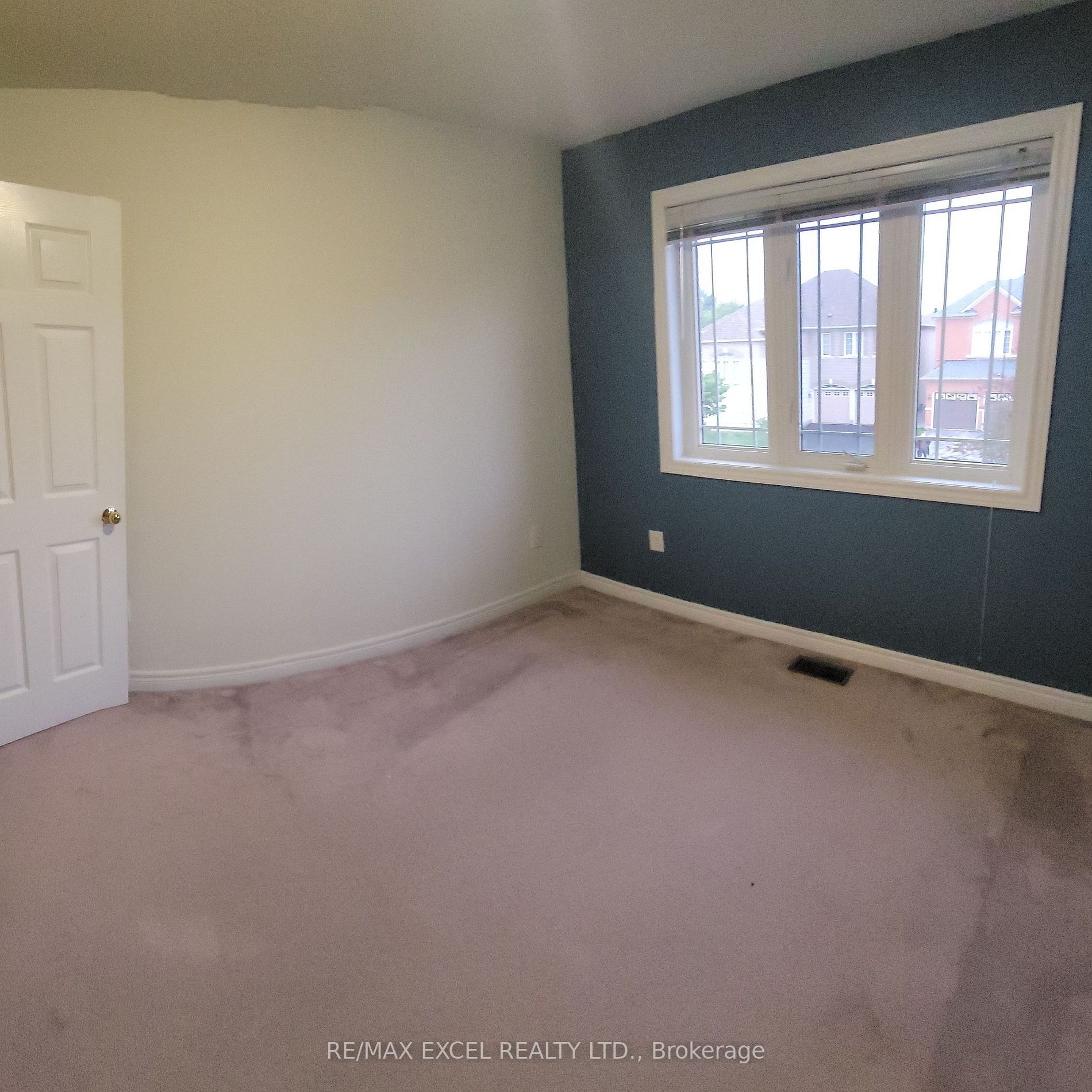 72 Forestwood St