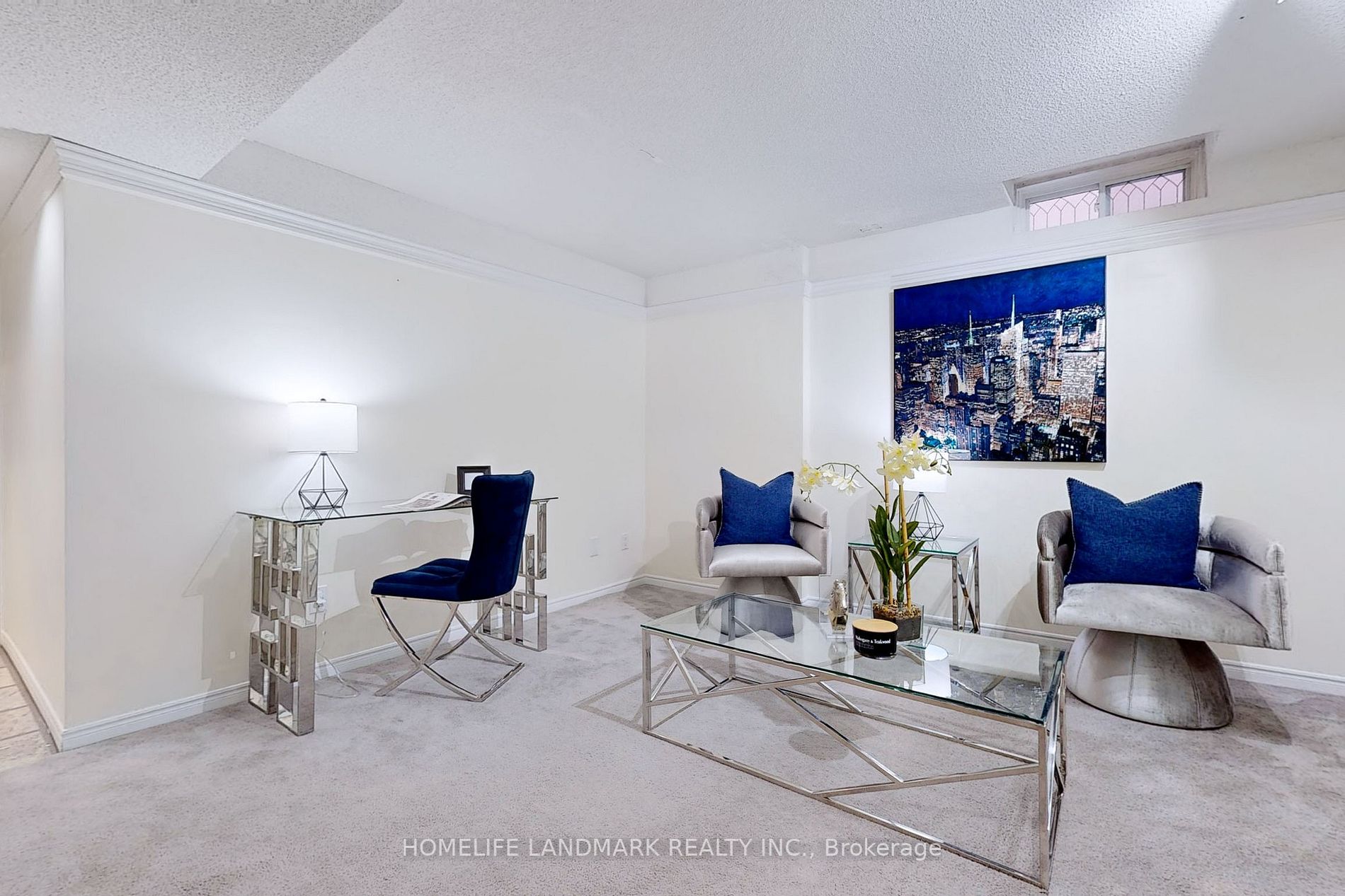 32 Bayel Cres