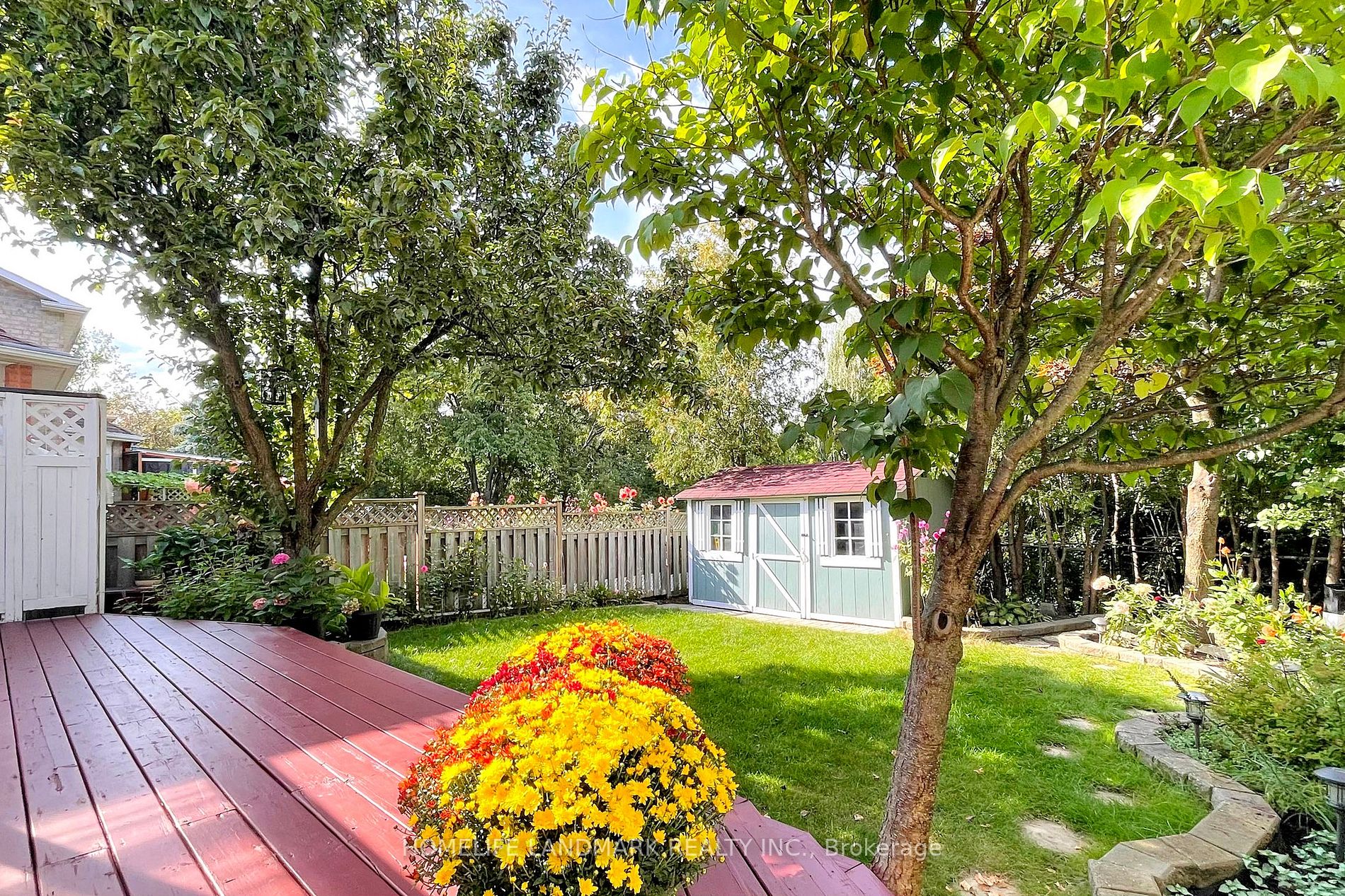 32 Bayel Cres