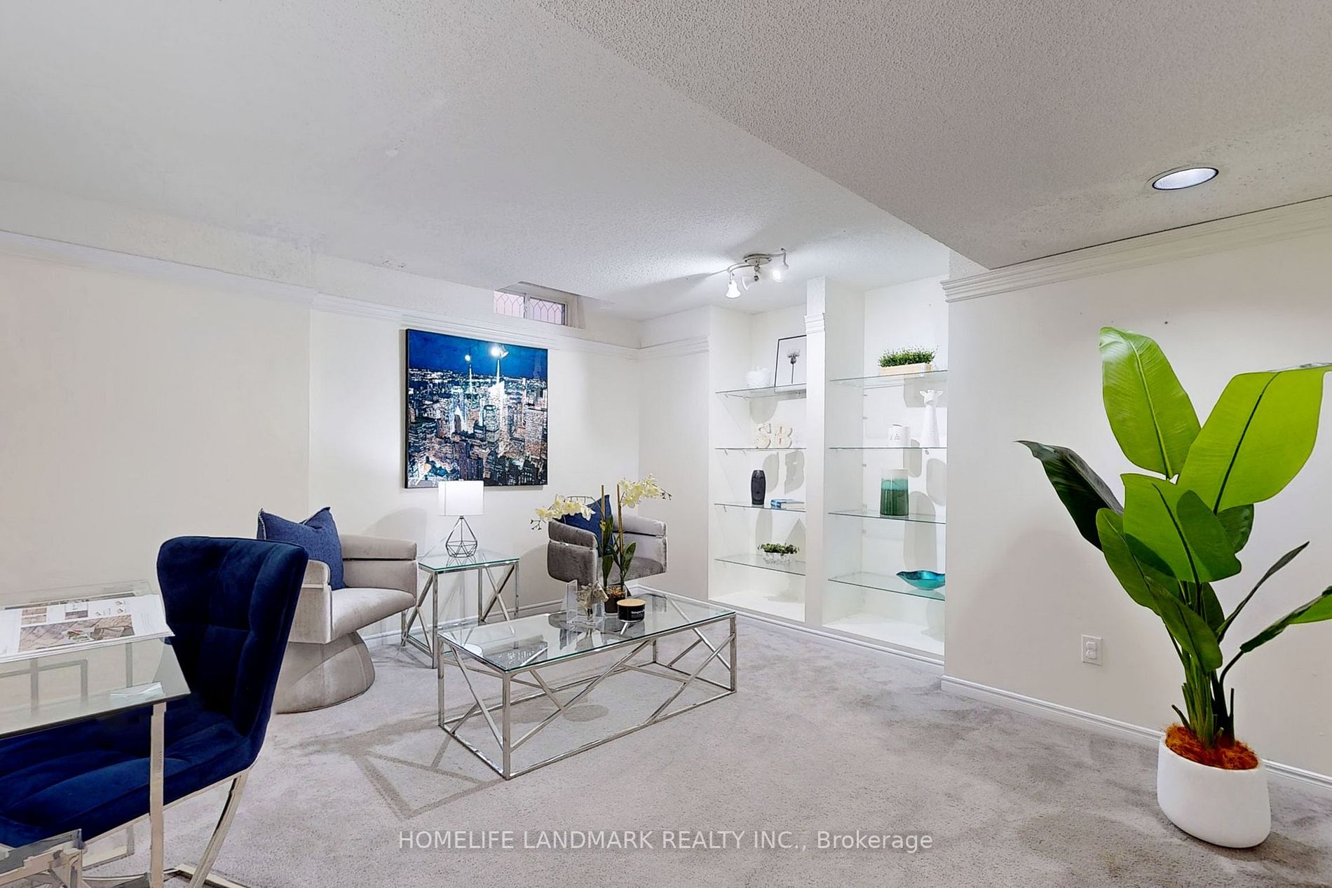 32 Bayel Cres
