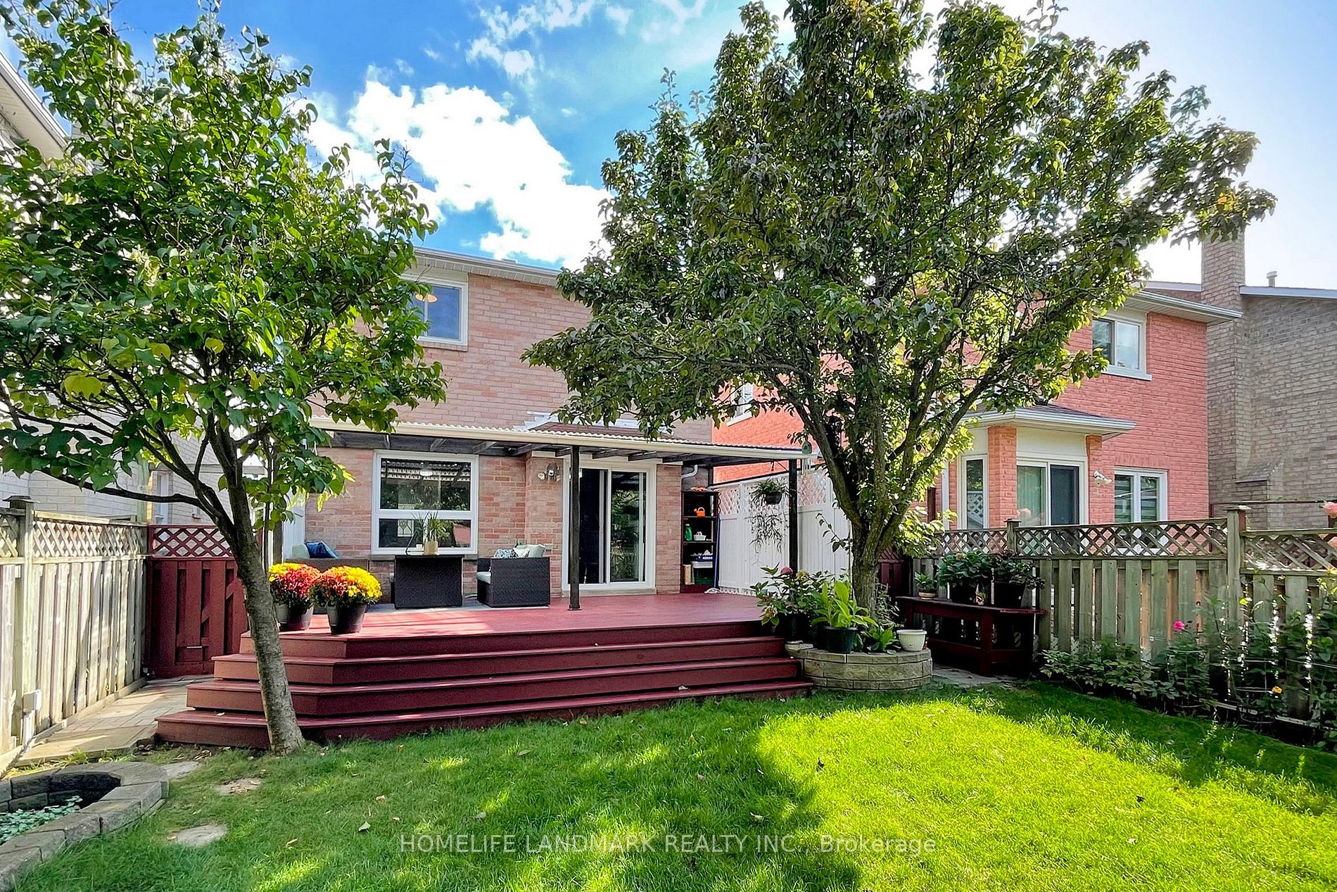 32 Bayel Cres