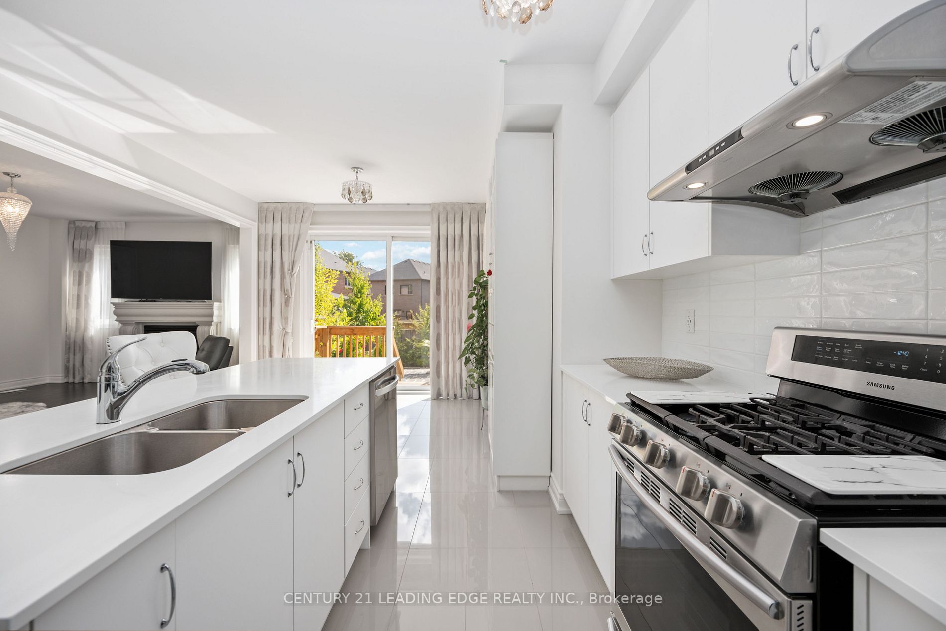 84 Fontevielle Crescent