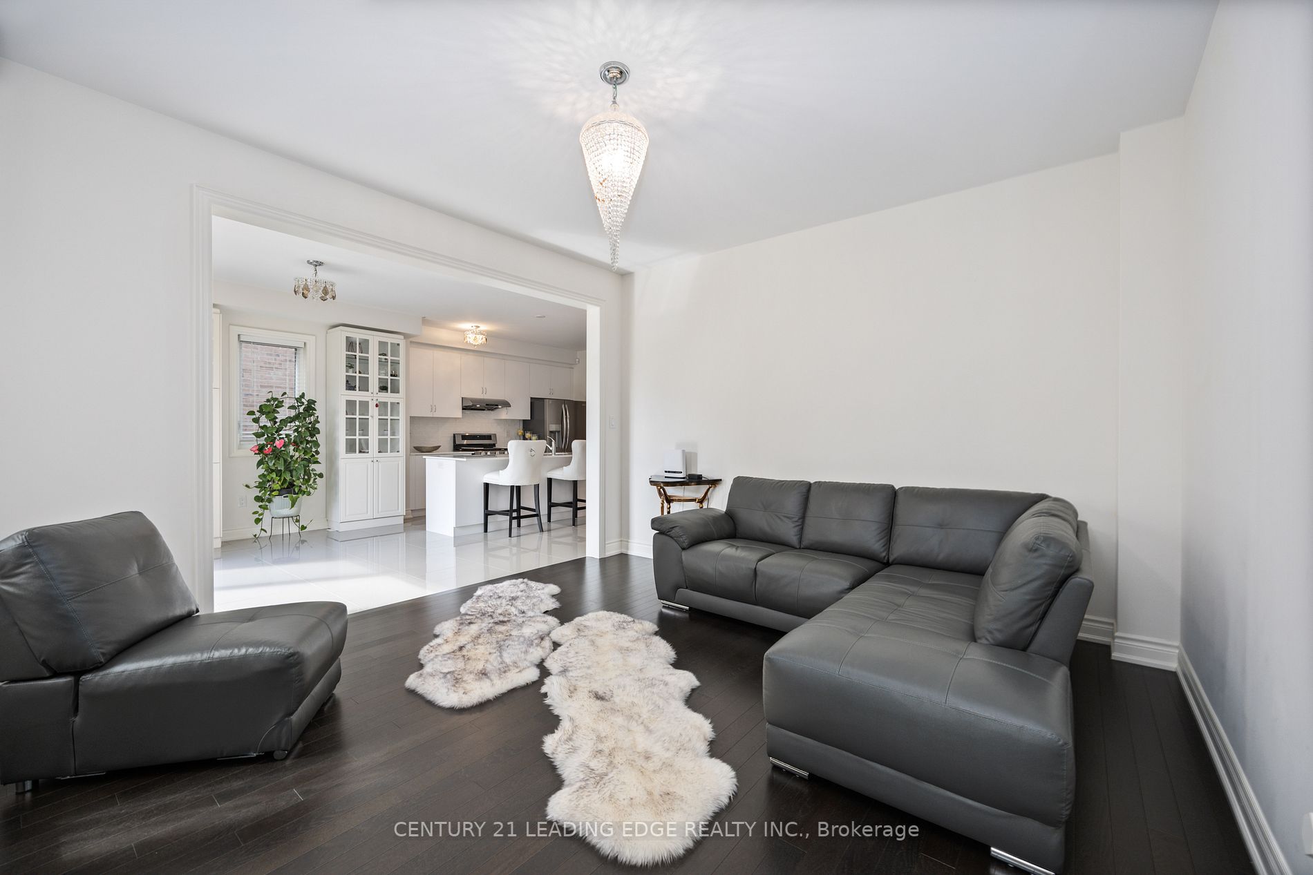 84 Fontevielle Crescent