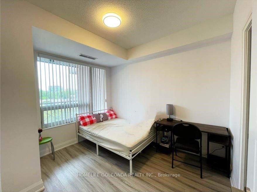 8228 Birchmount Rd, #530