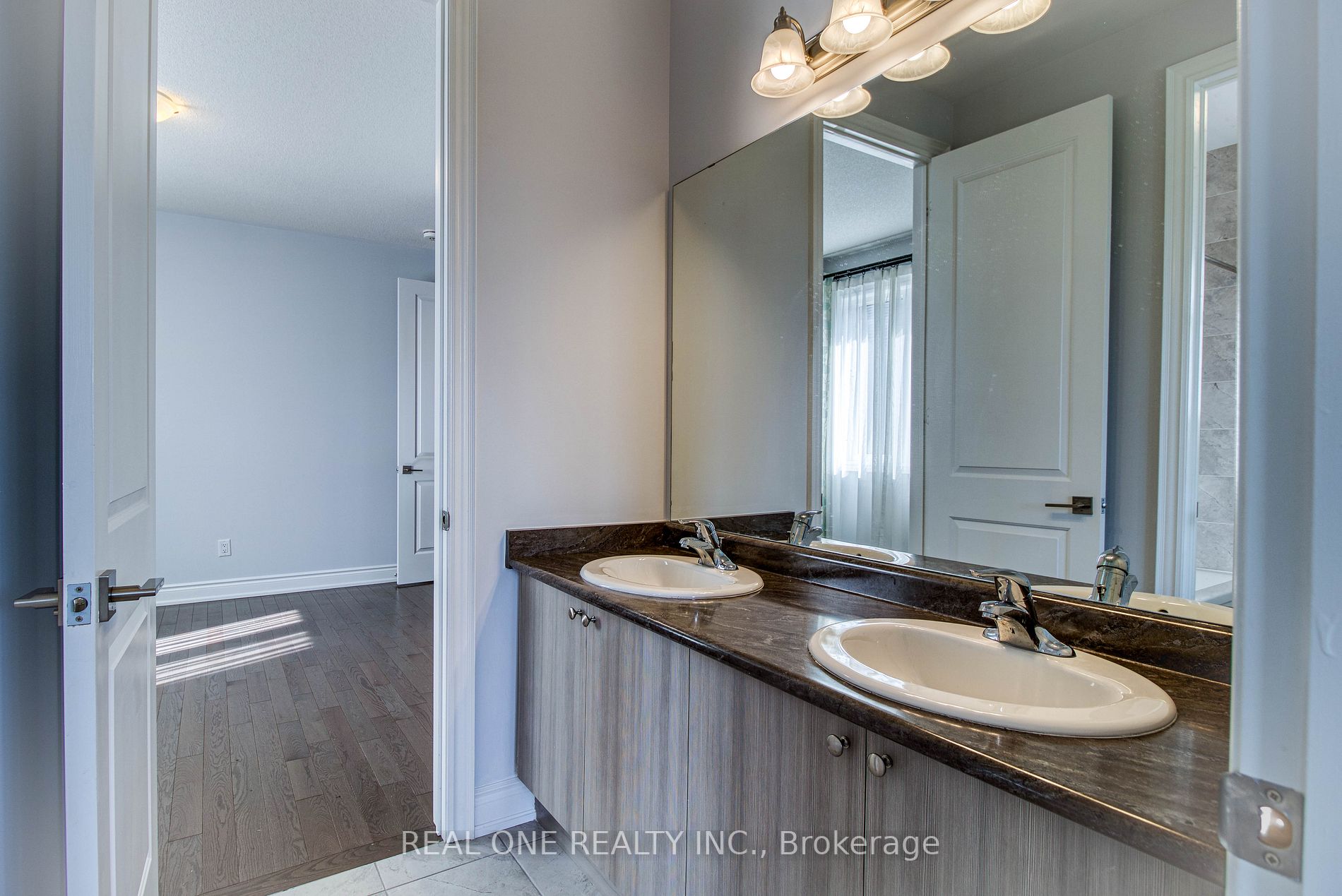 84 Portage Ave