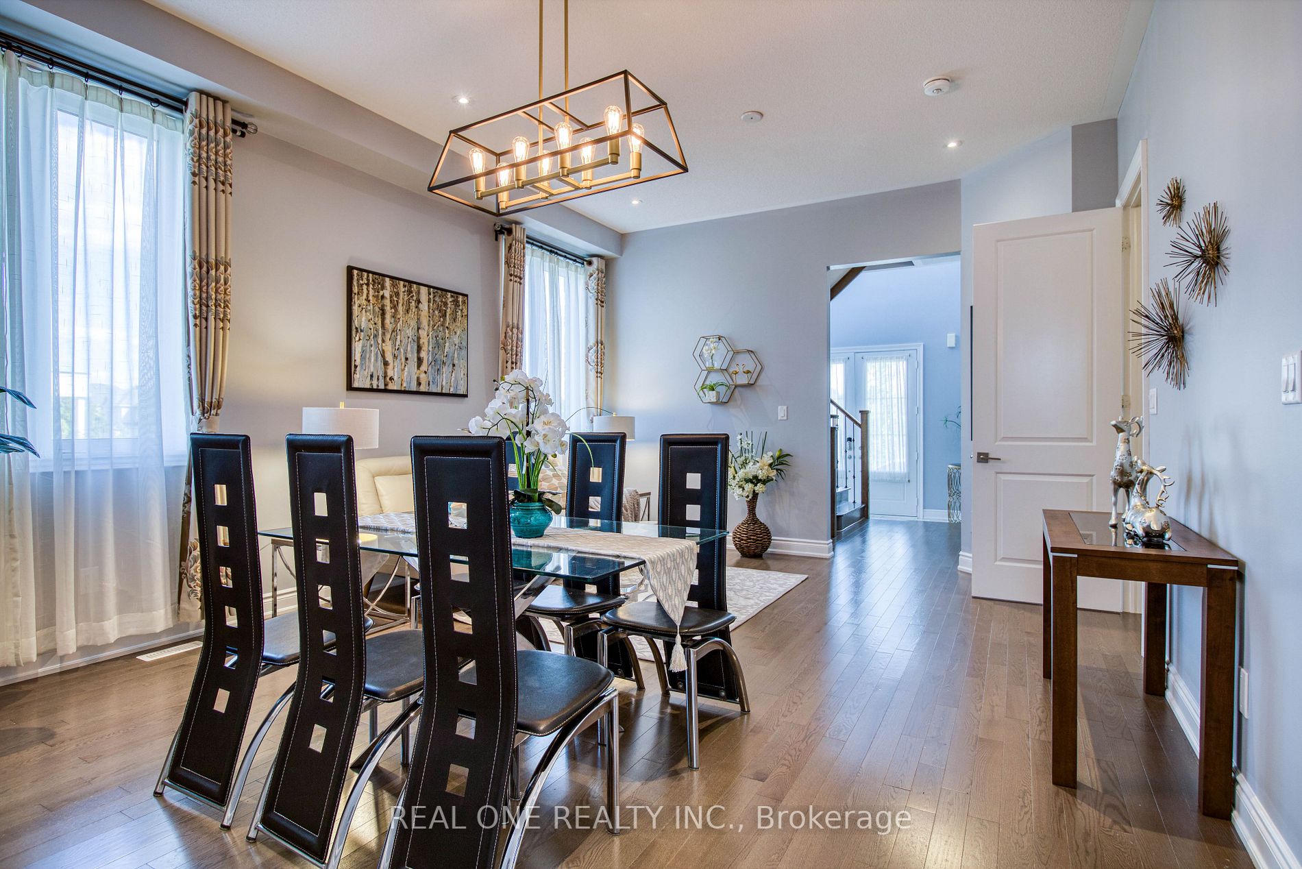 84 Portage Ave