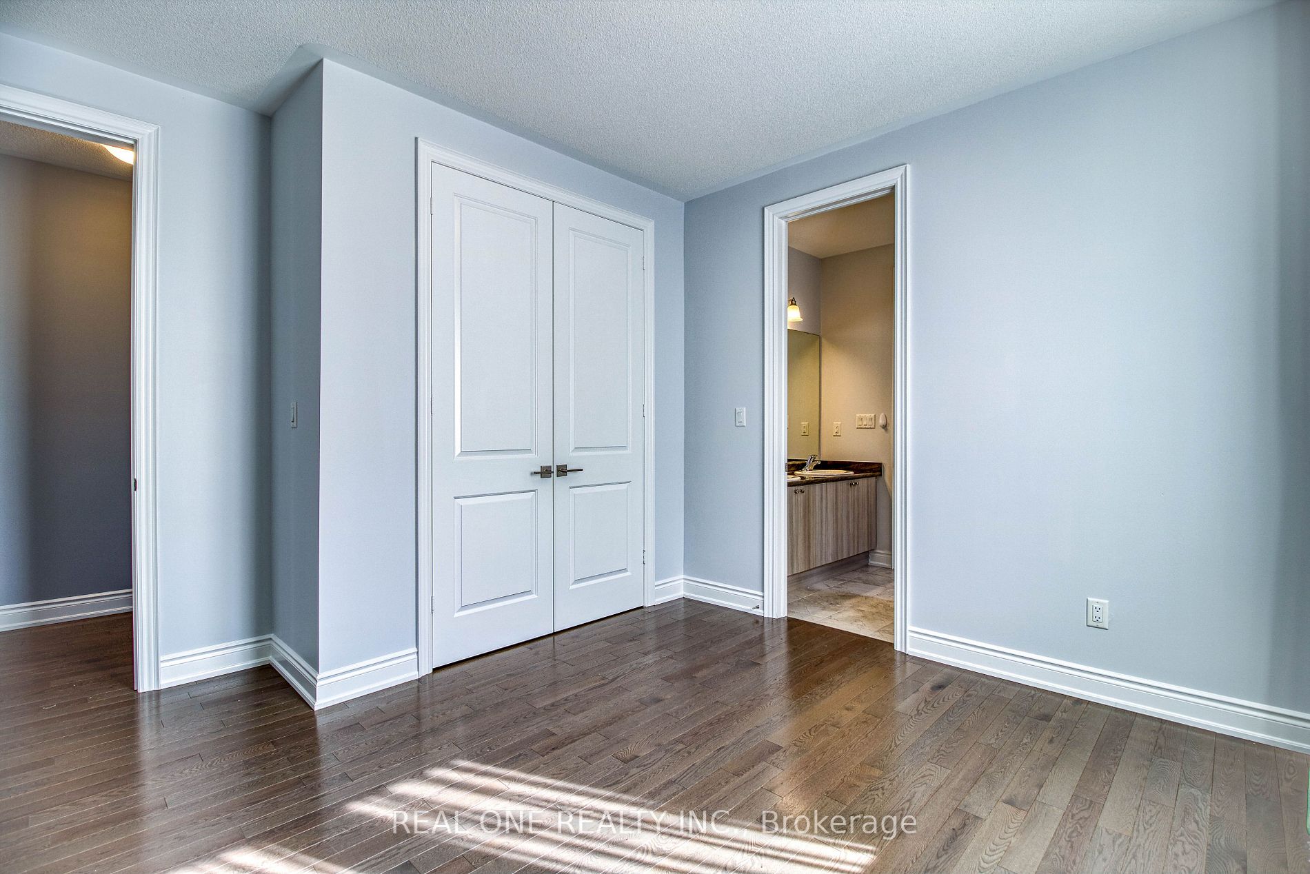 84 Portage Ave