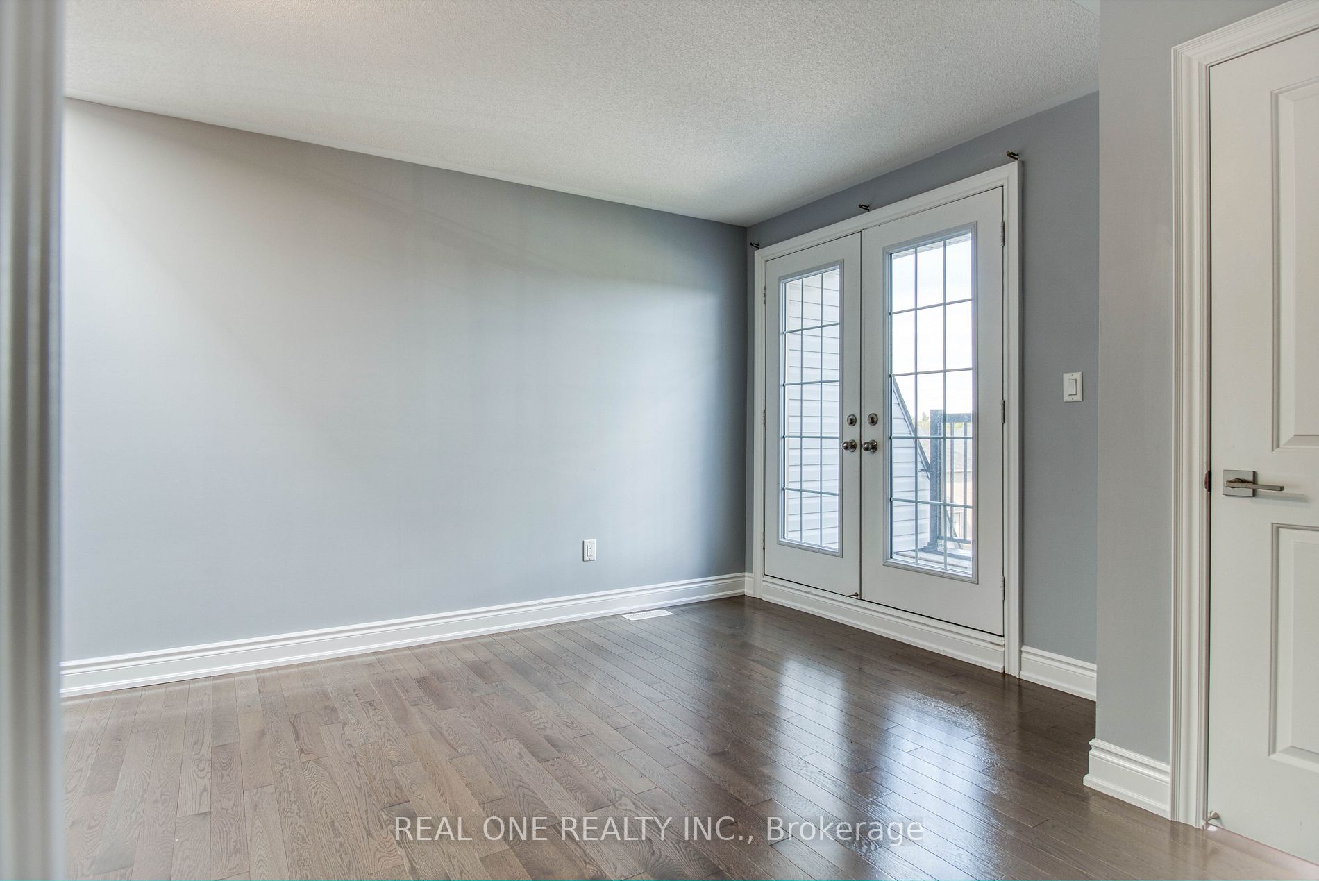 84 Portage Ave