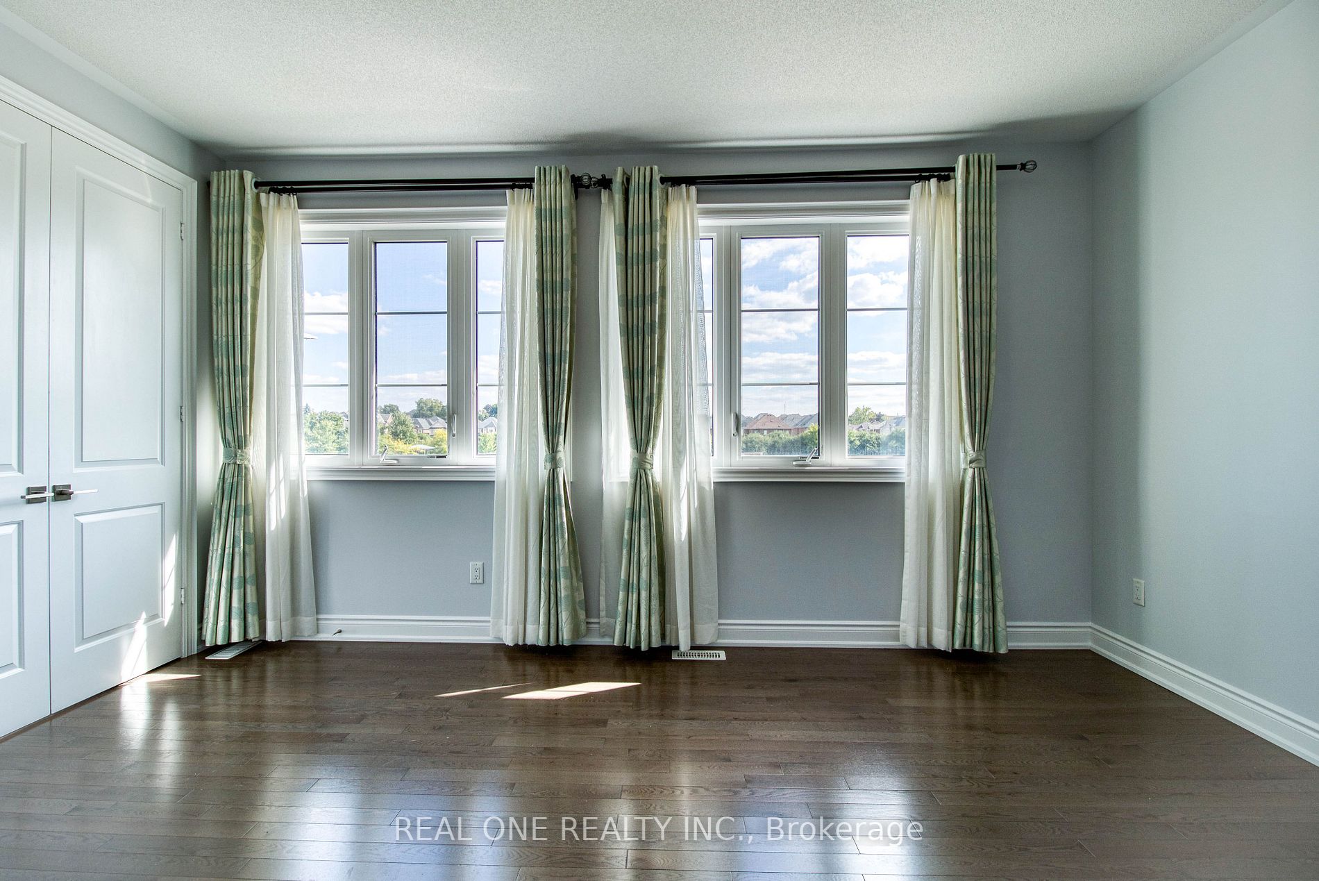 84 Portage Ave