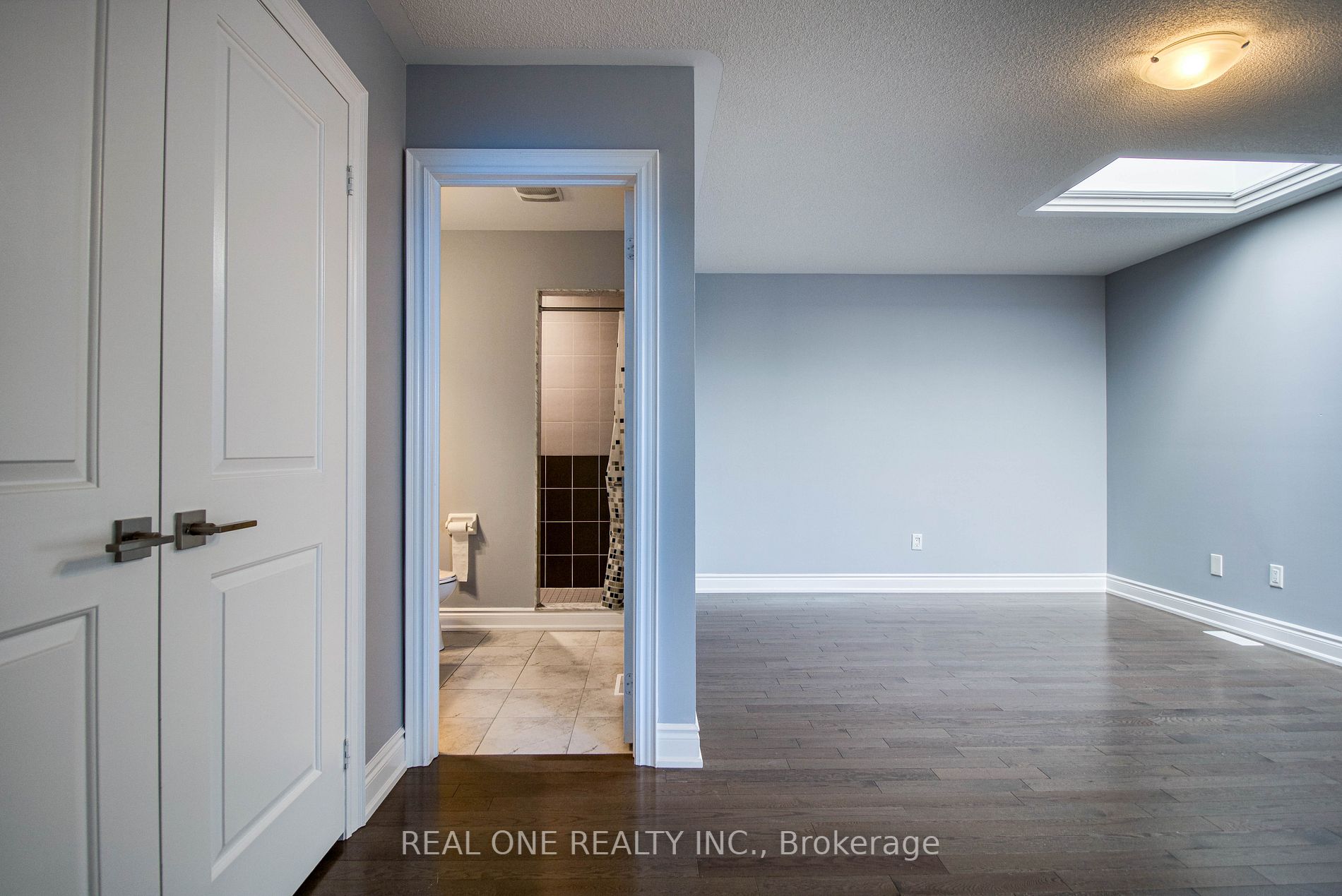 84 Portage Ave