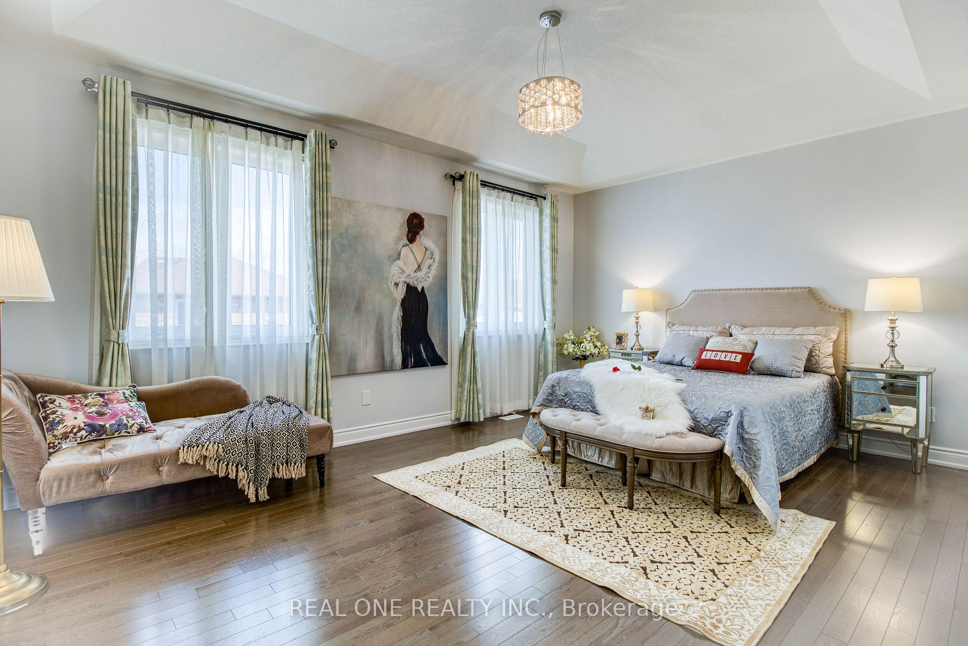 84 Portage Ave