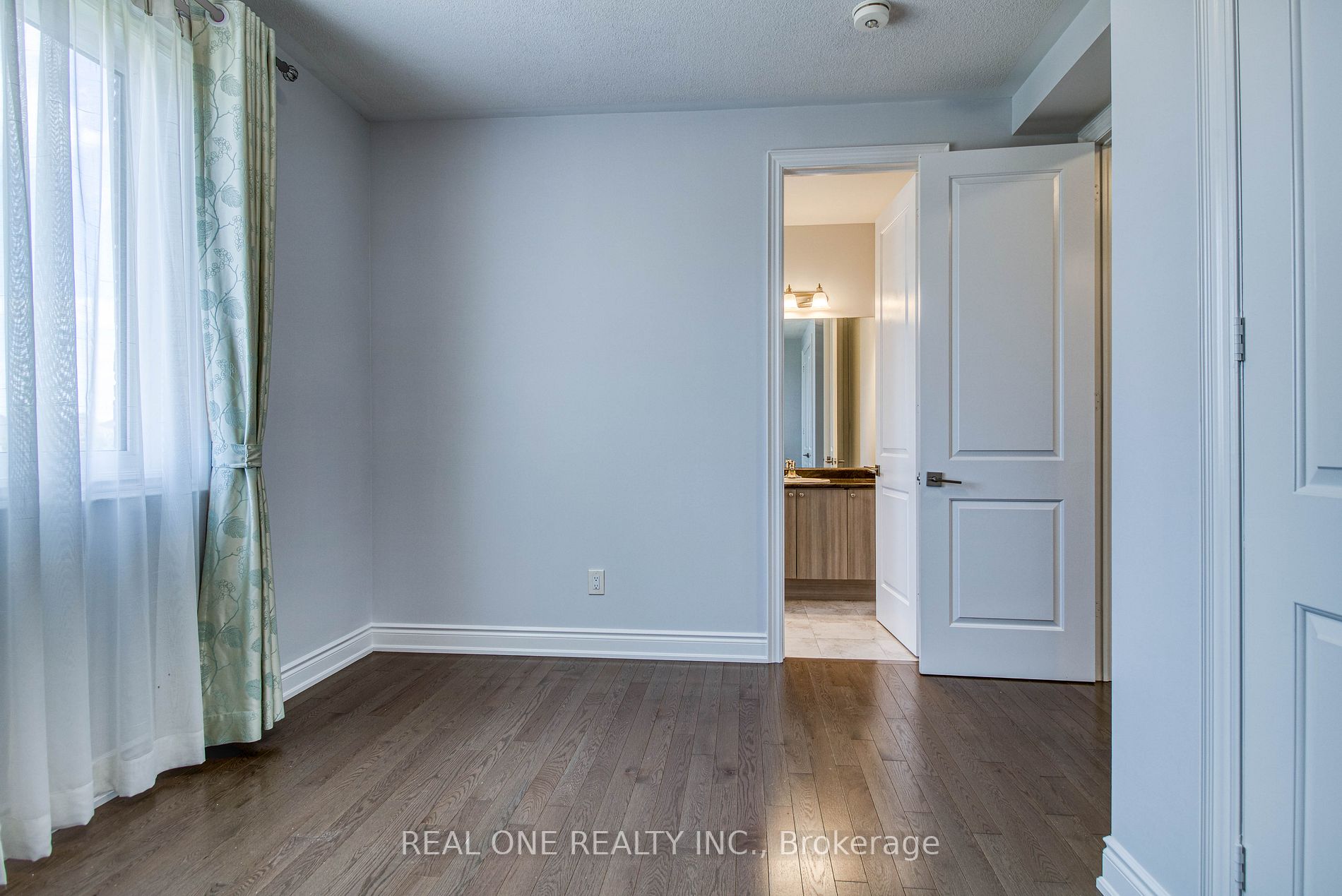84 Portage Ave