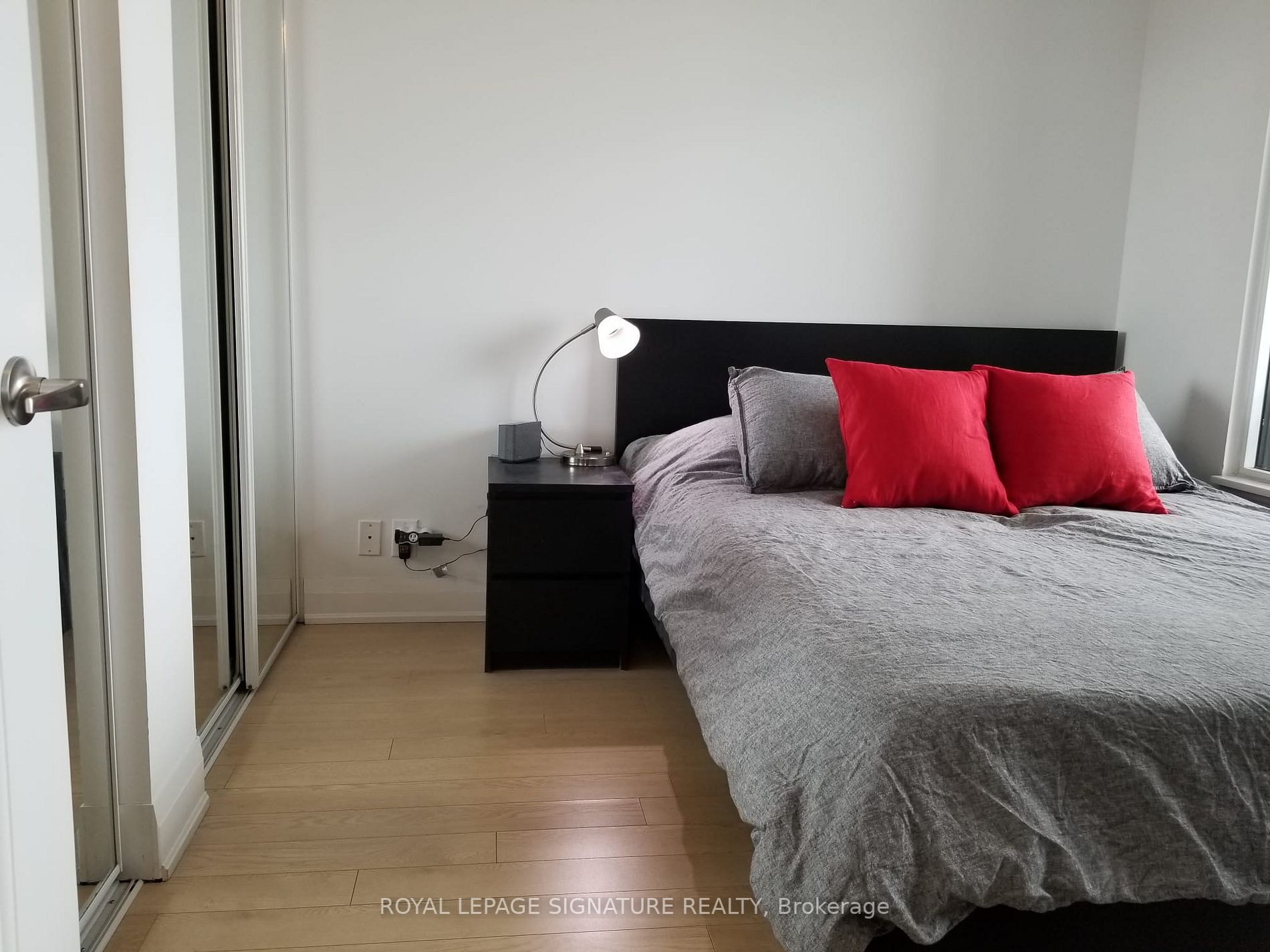 12 Woodstream Boulevard, #919