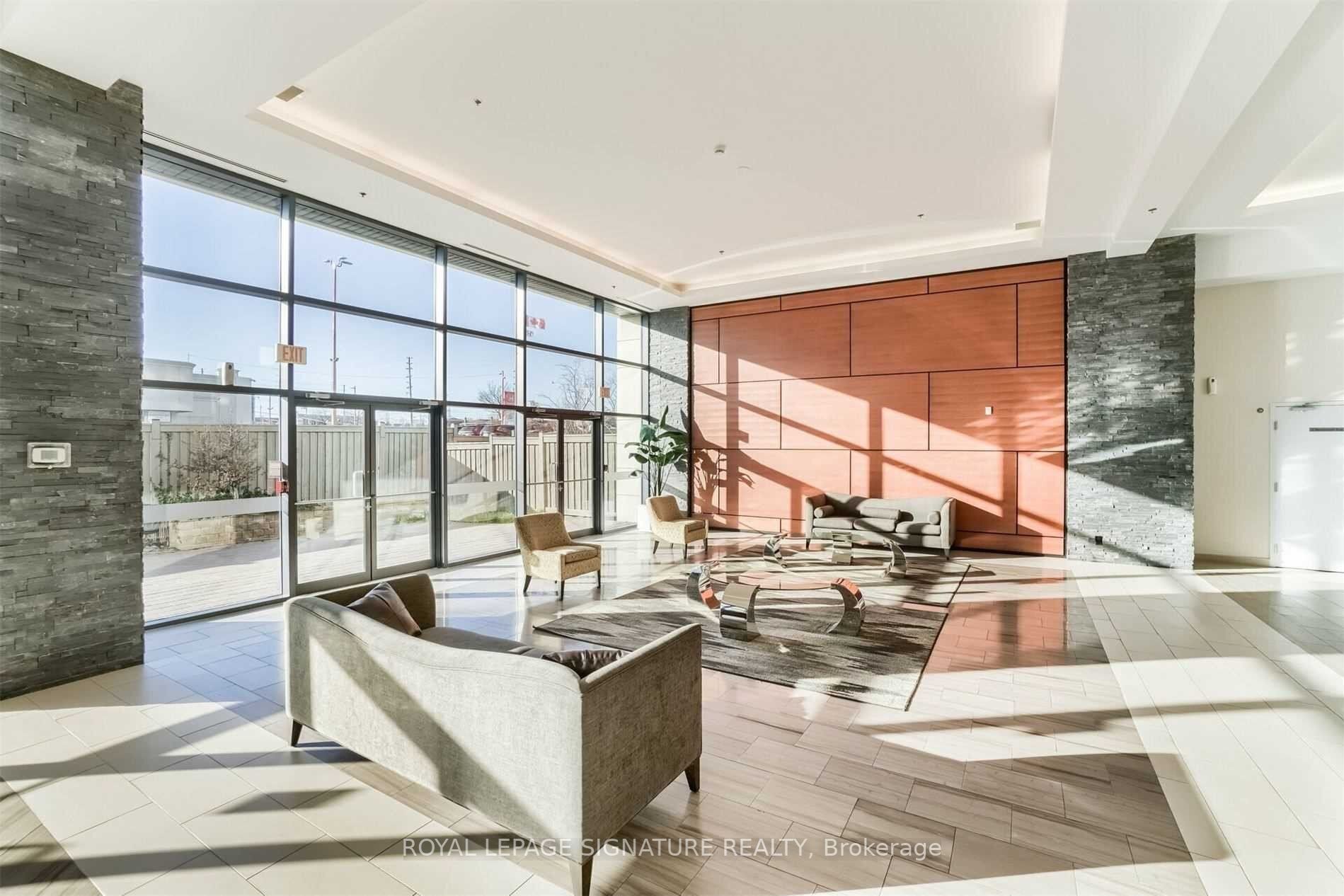 12 Woodstream Boulevard, #919