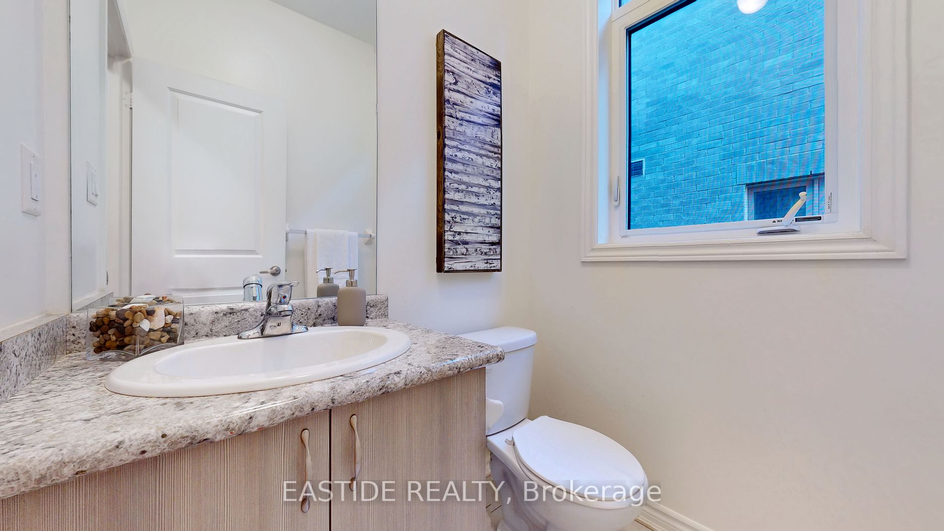 41 Portage Avenue