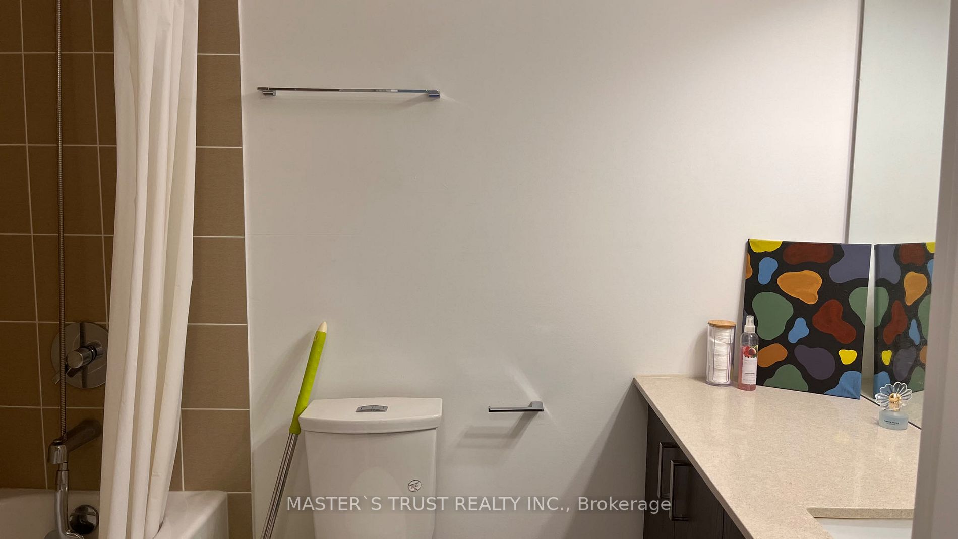 11611 Yonge Street #2