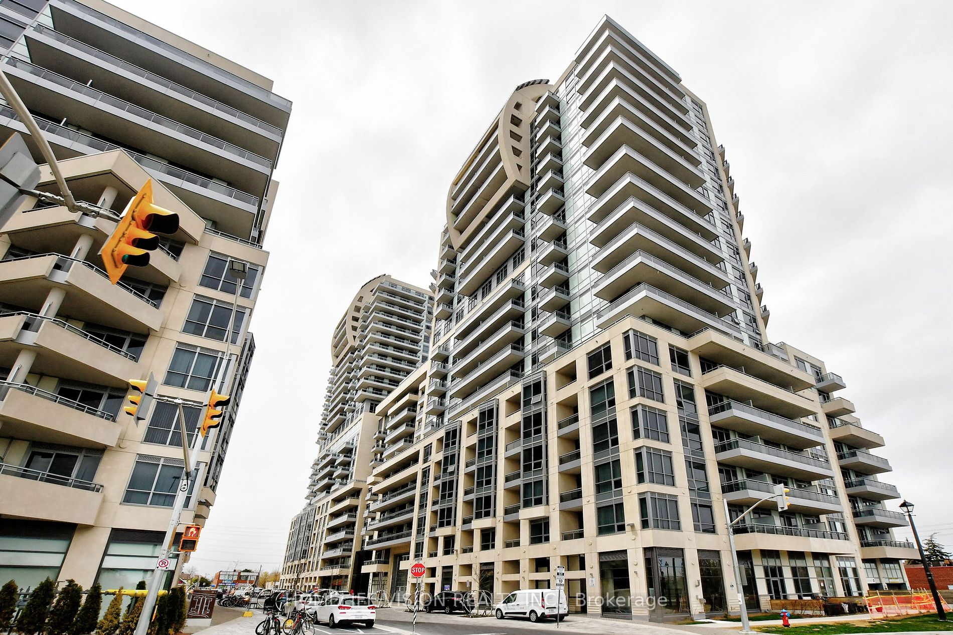 9205 Yonge St, #1111